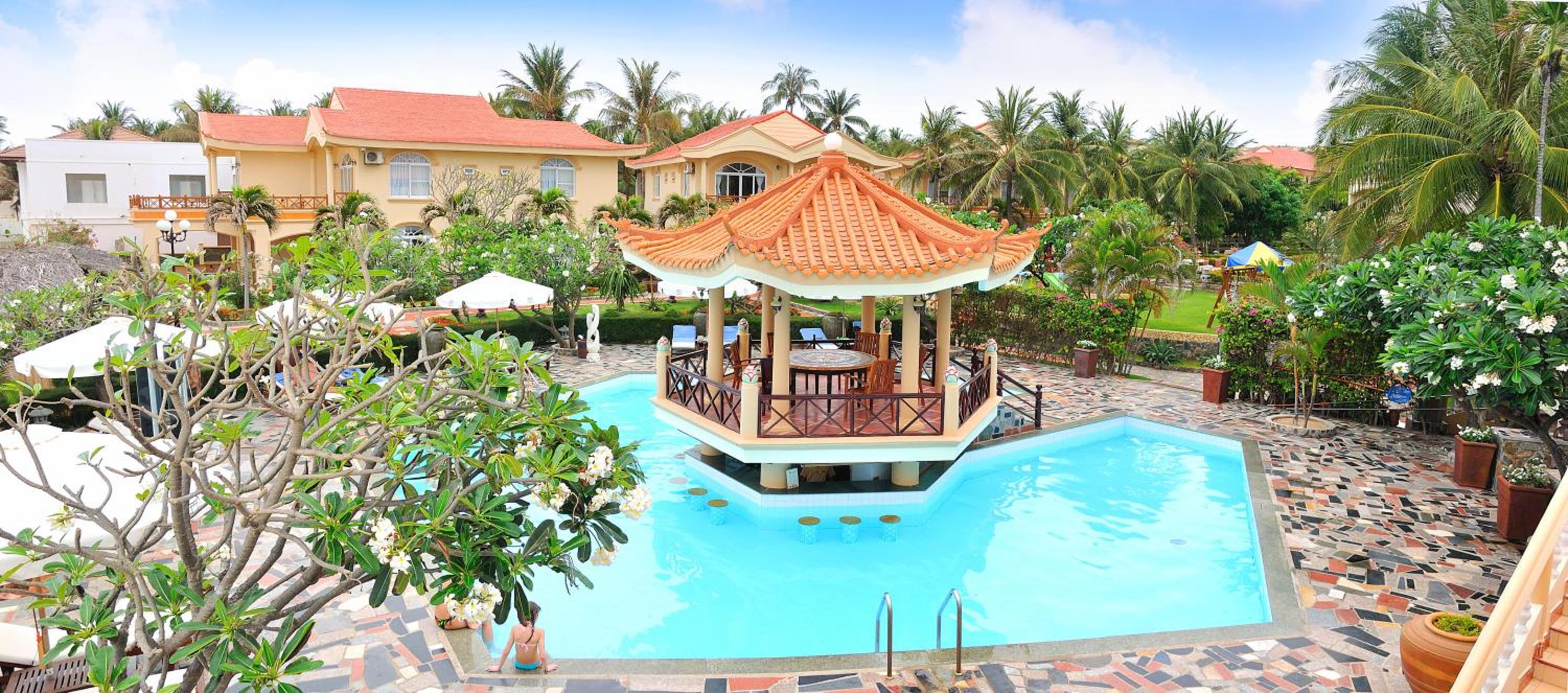 Le Aqua Resort & Spa Phan Thiet - Swiss Village Resort & Spa