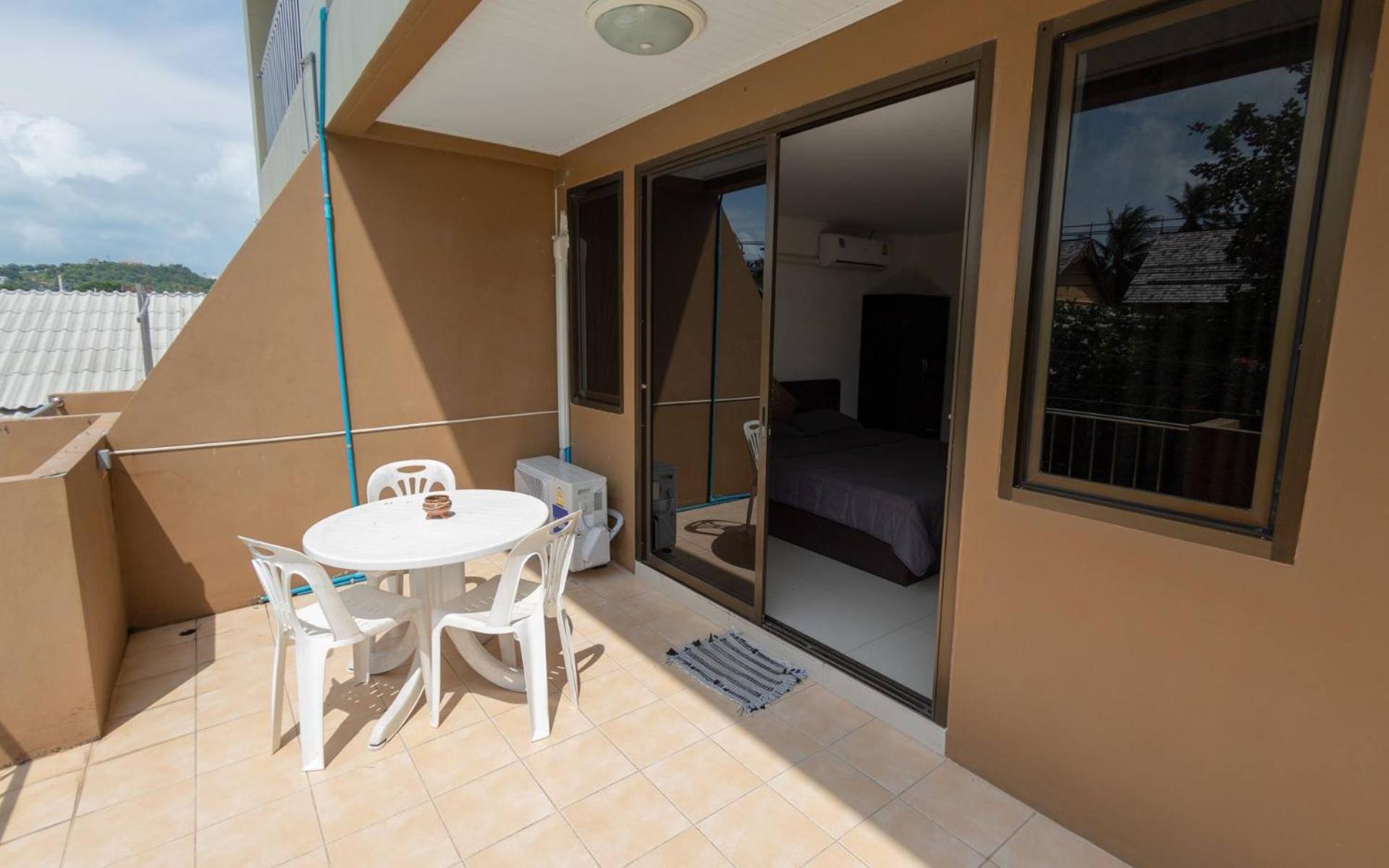 P & T Guesthouse