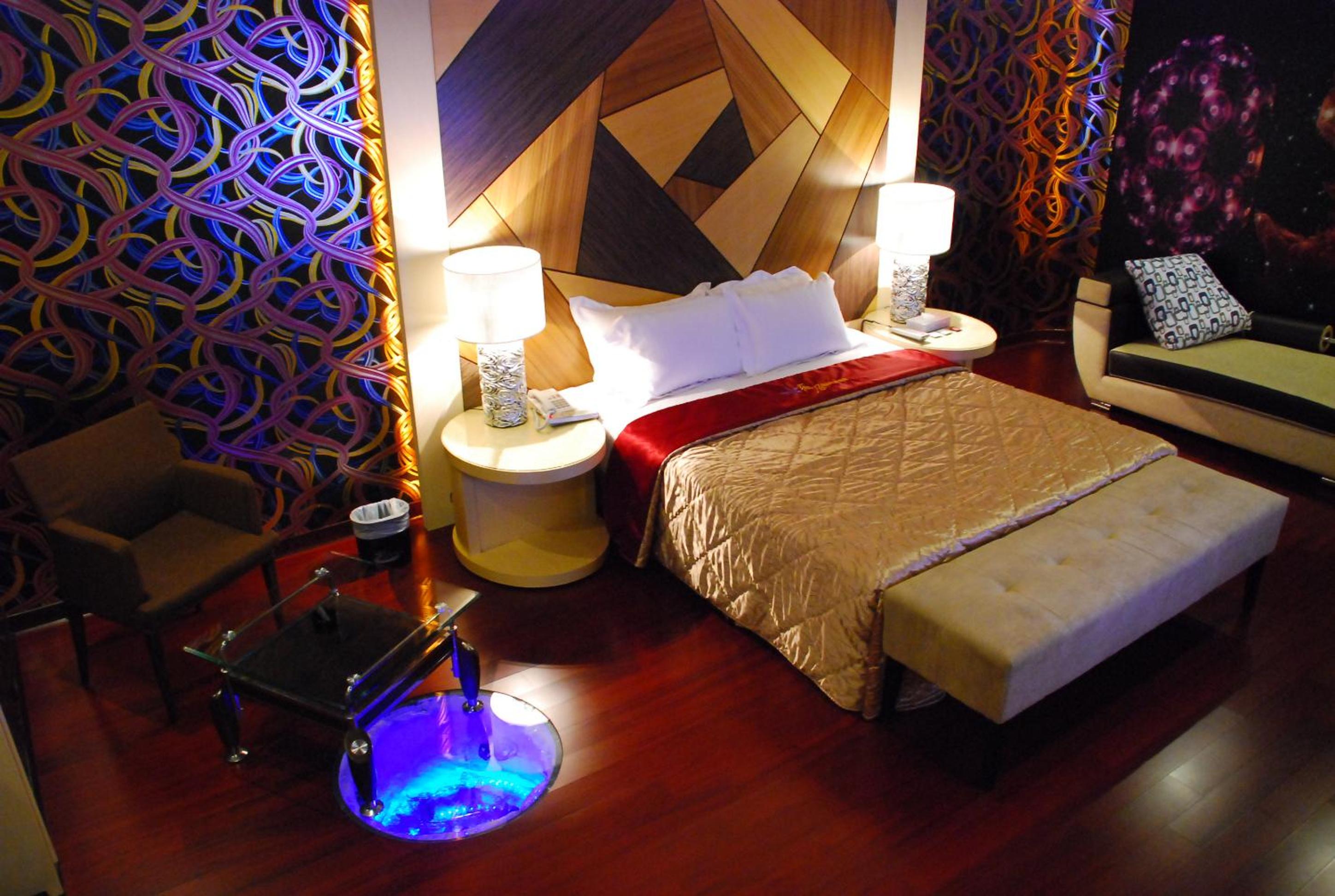 Wei Feng Exquisite Motel Pintung Branch