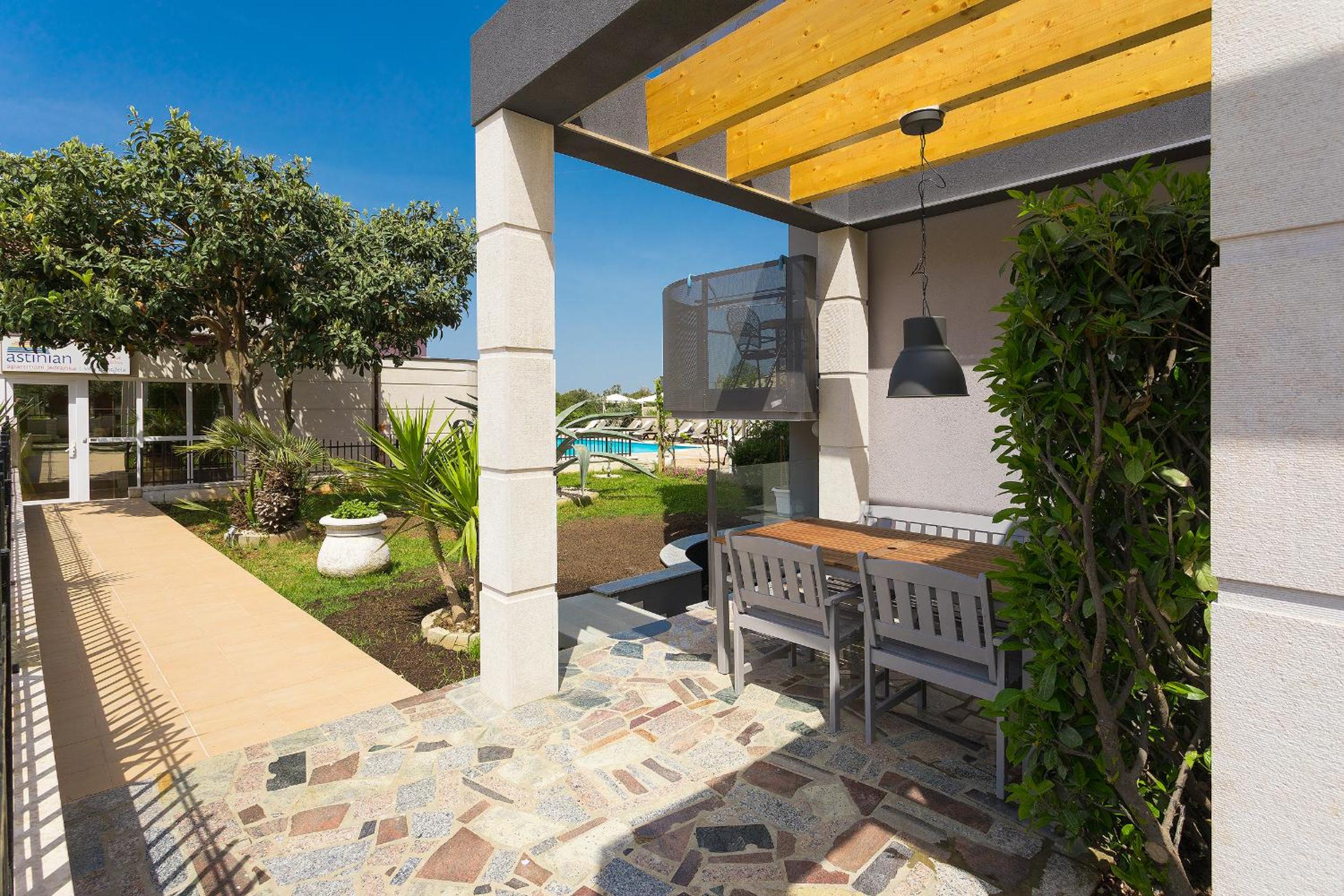 Astinian apartments Jadranka