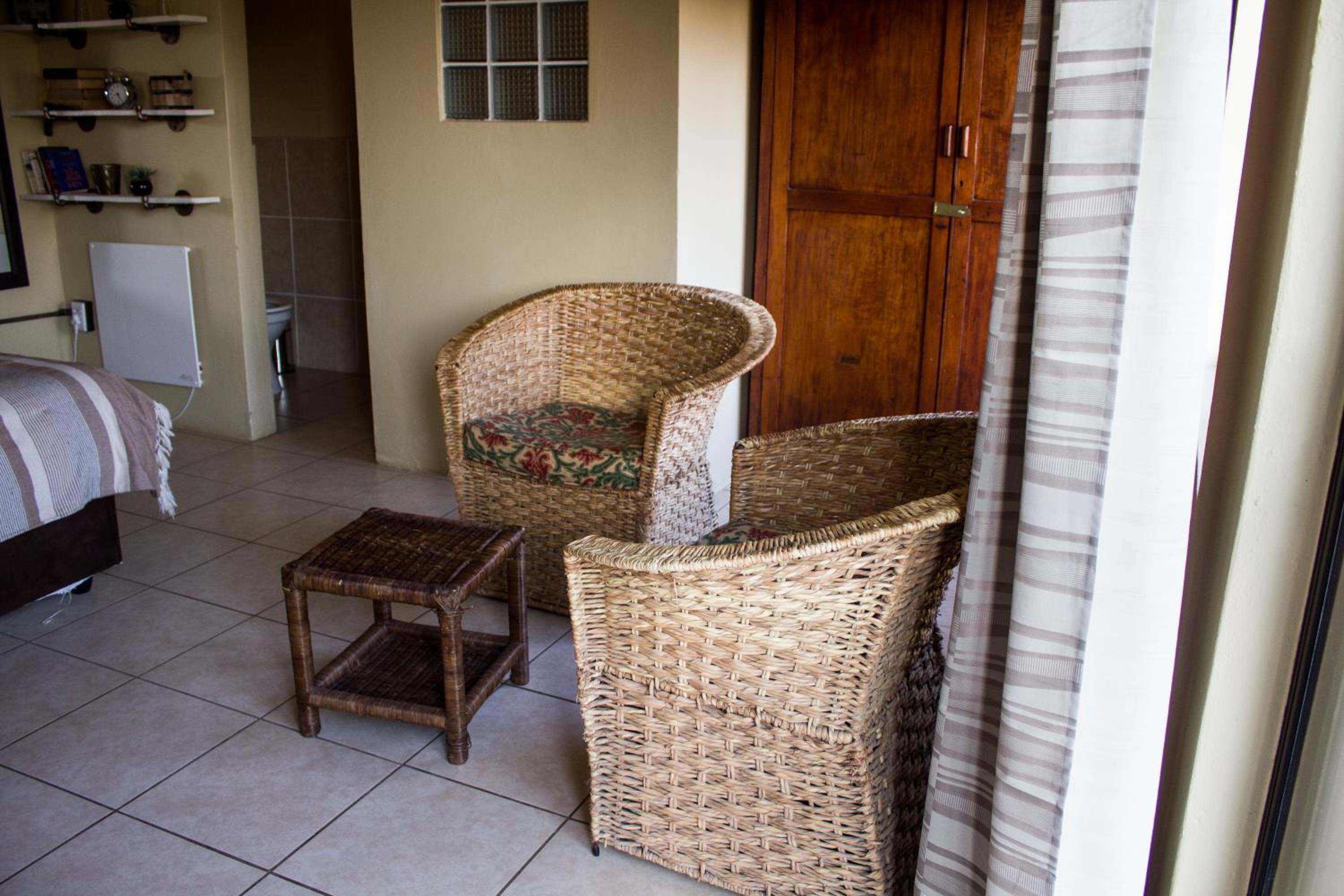 Horse's Neck Guest Lodge
