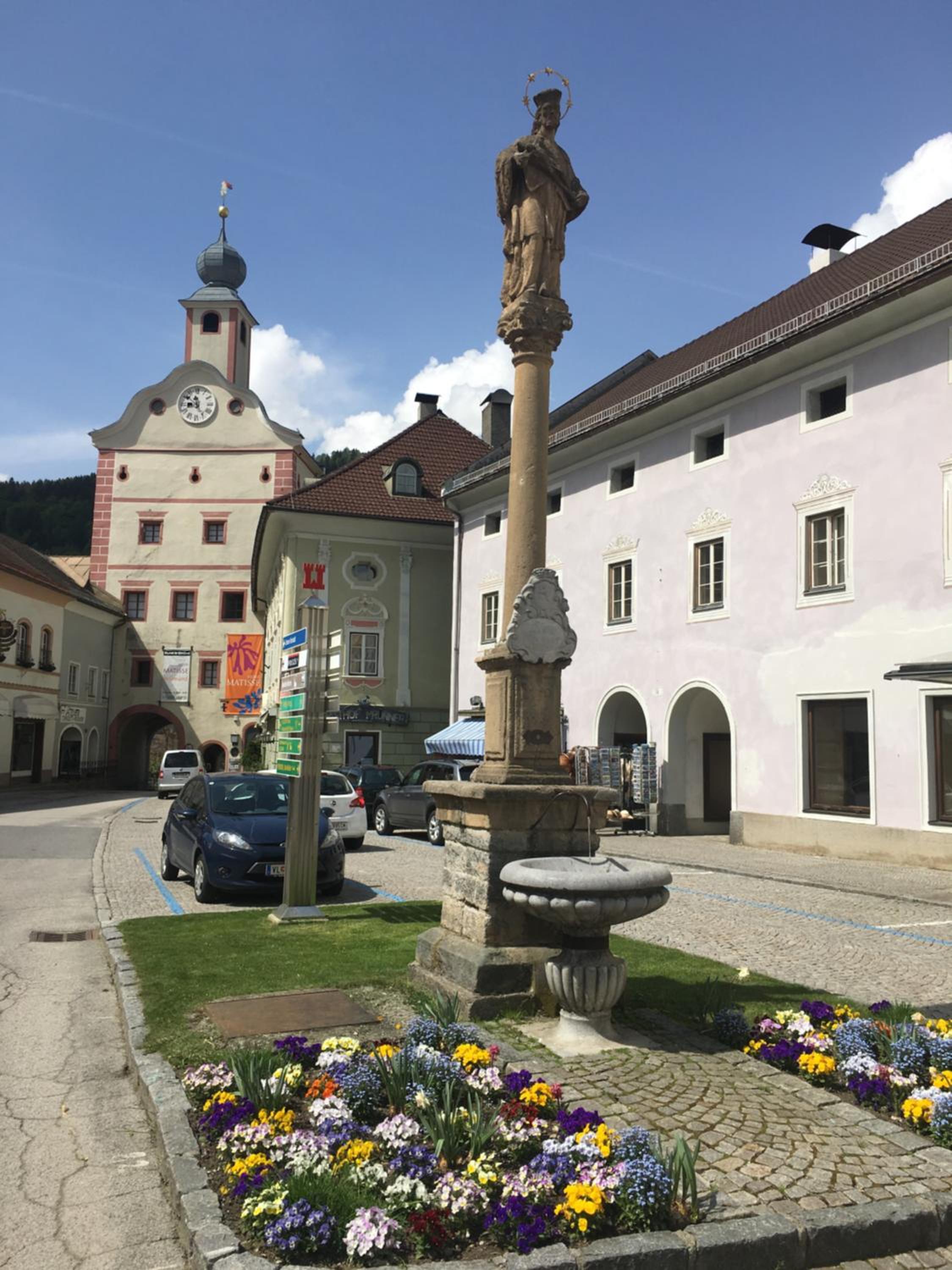 Large Family Holiday Home near Katschberg
