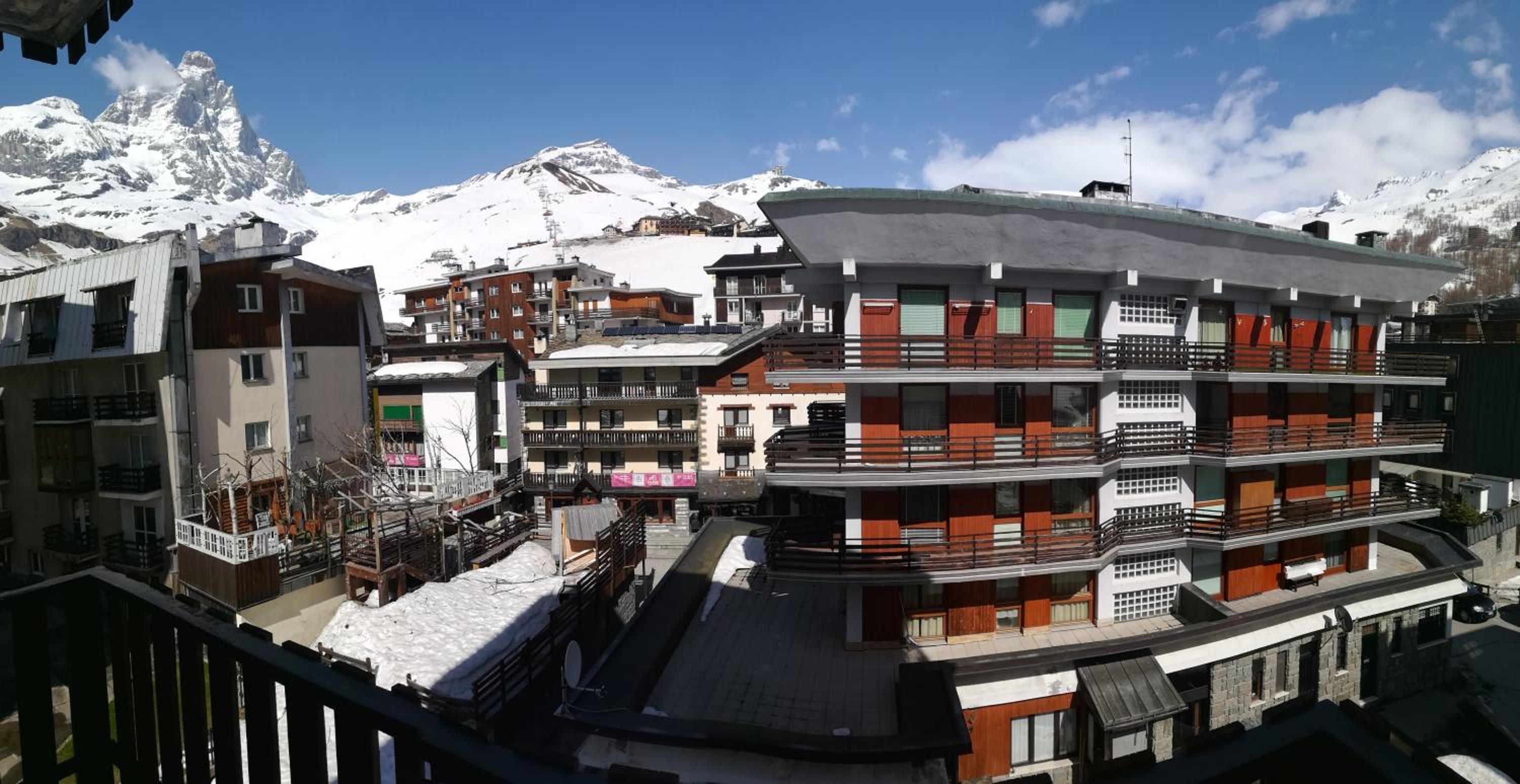 Hotel Trilocale centro Cervinia - Image 1