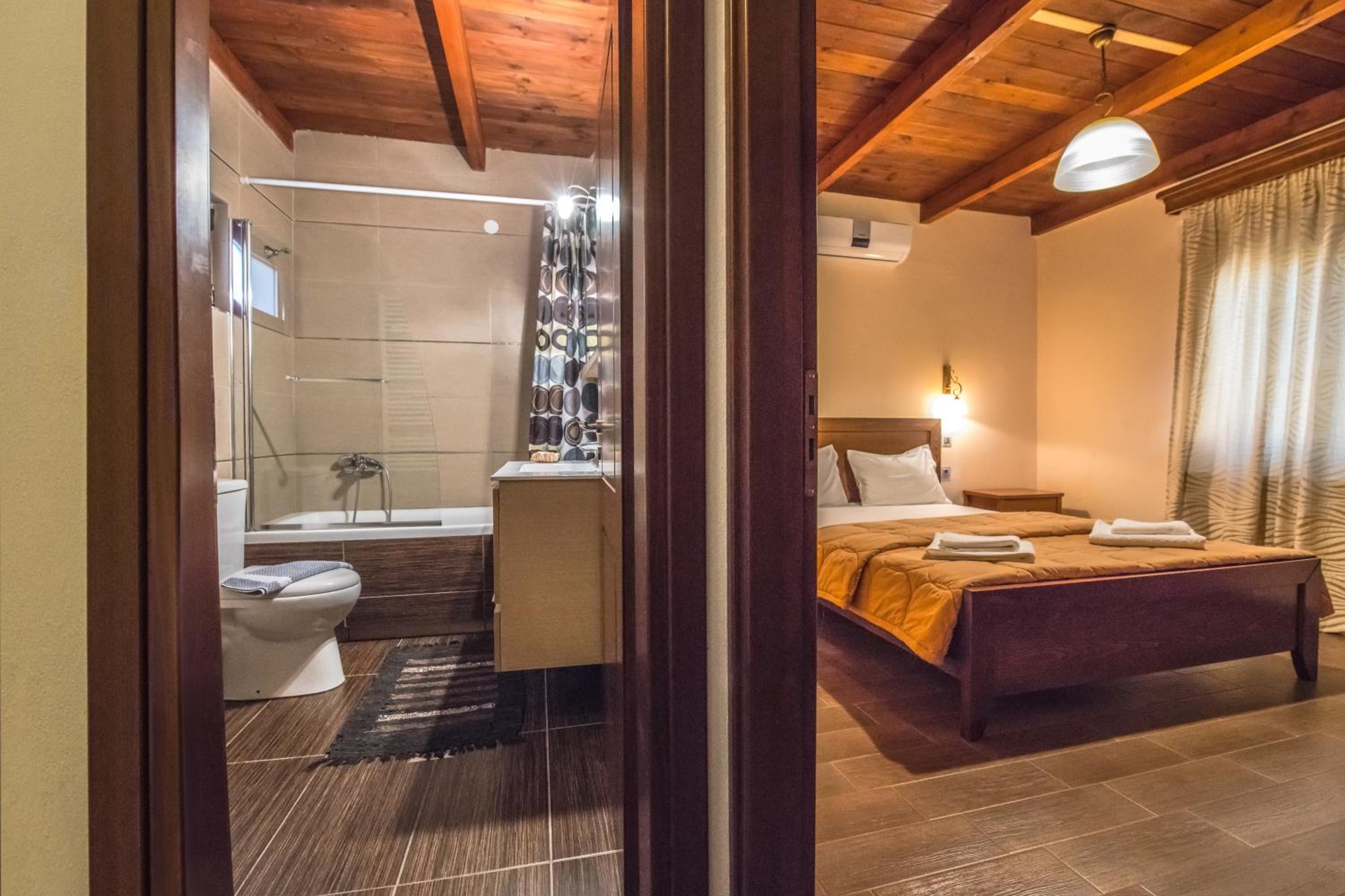 PRIVATE Sapphiros Villa photo 5