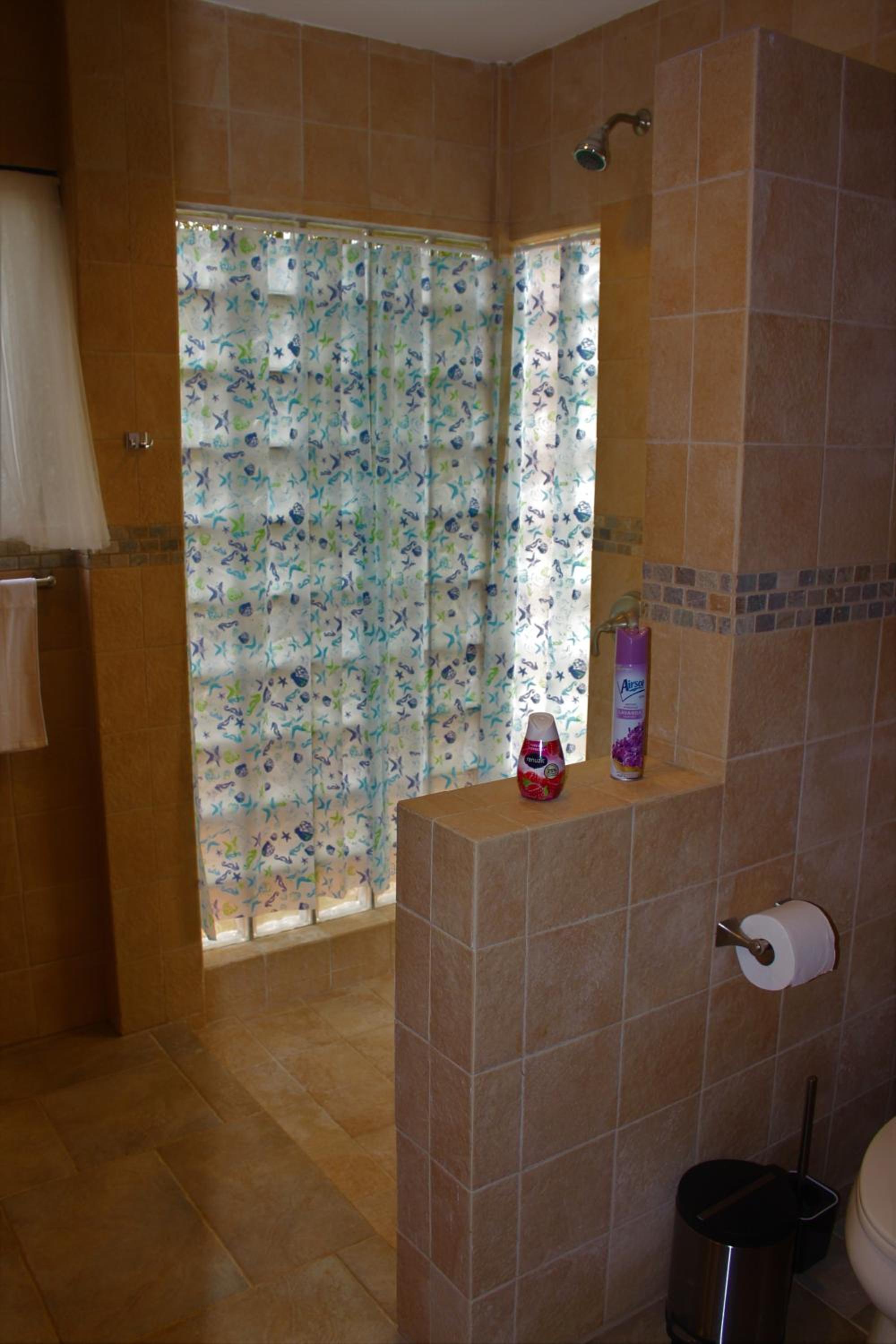 Photo 51