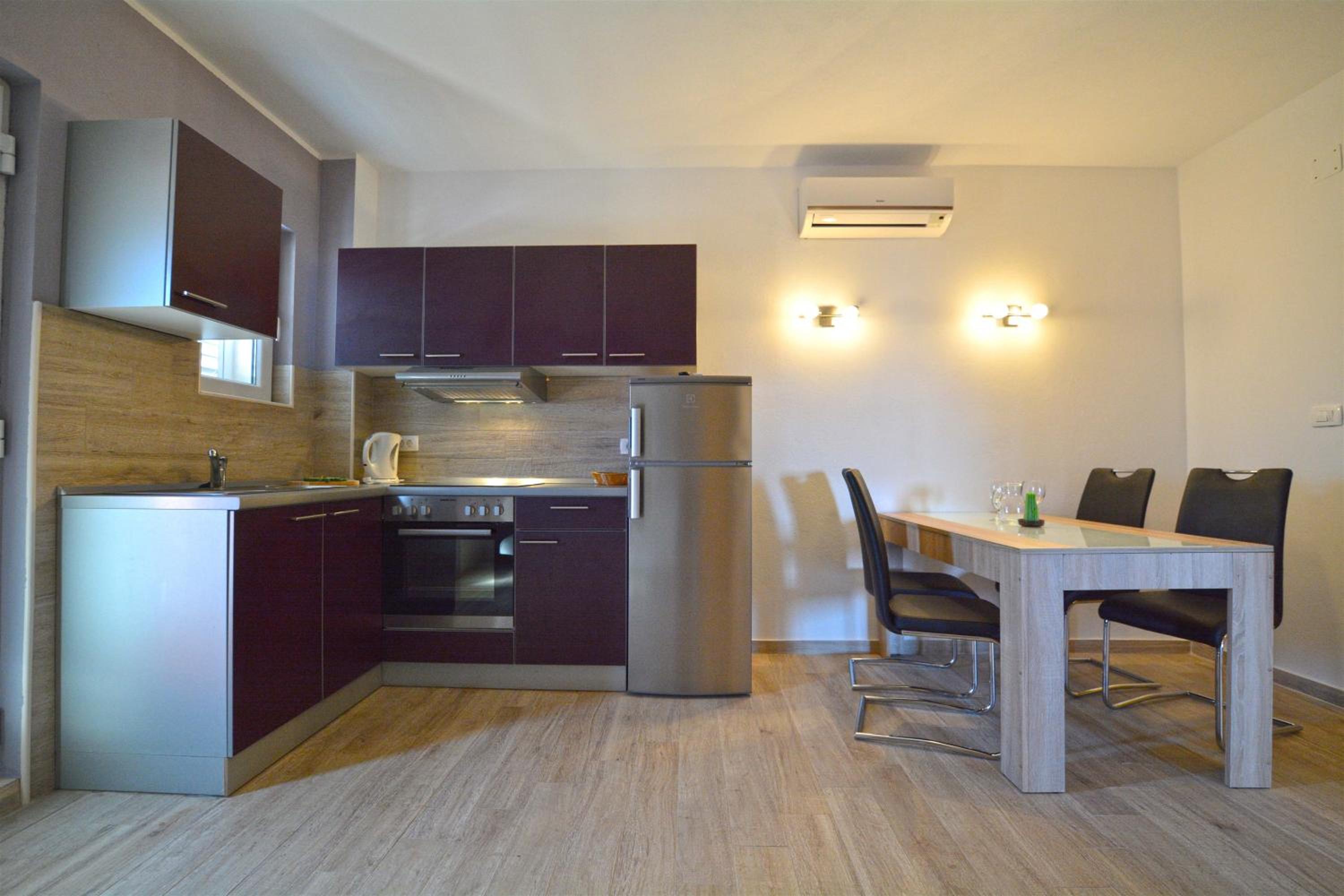 Apartments Dubas