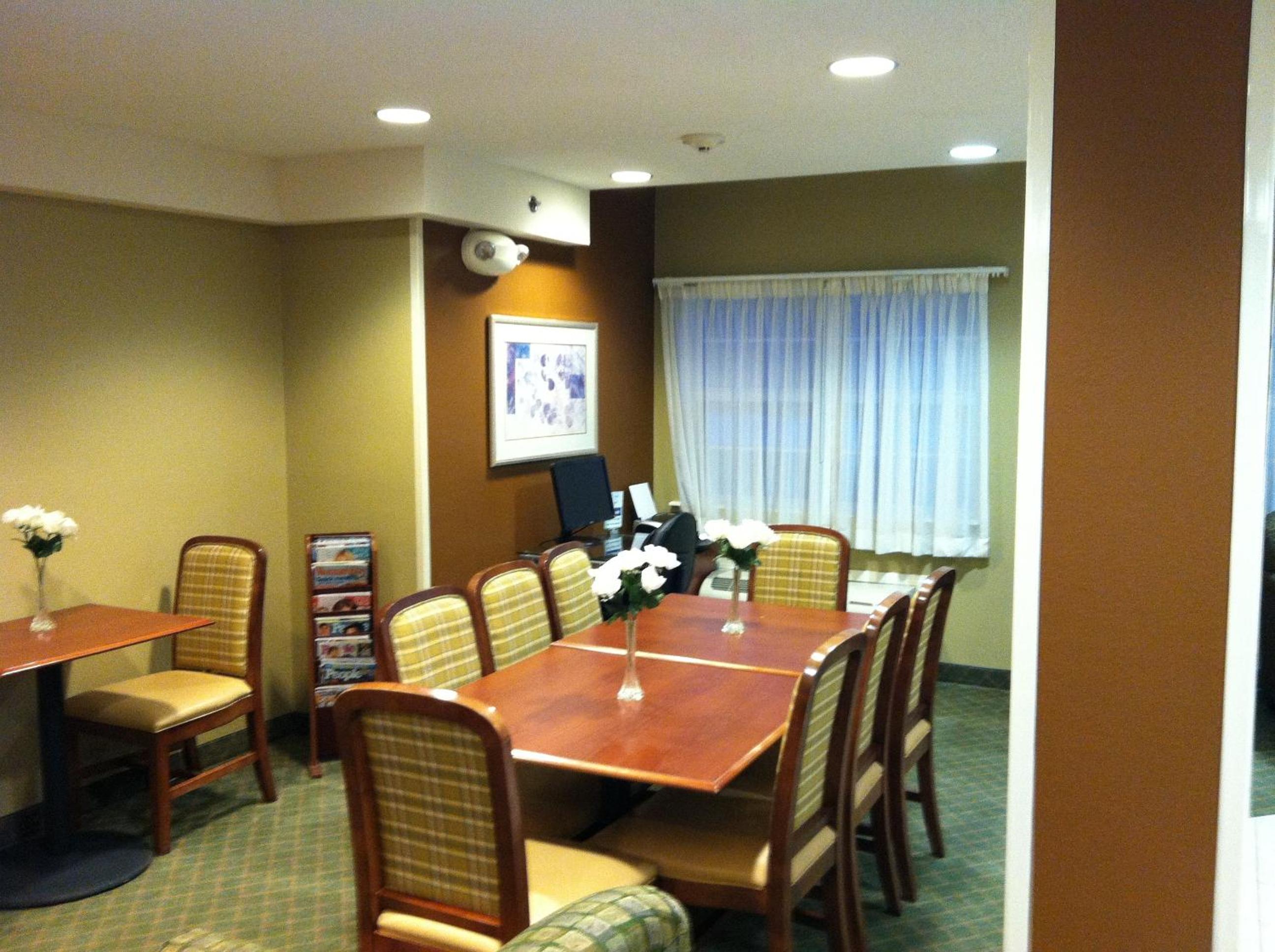 Dover Vacations - Microtel Inn Suites by Wyndham Dover New Hampshire - Property Image 1