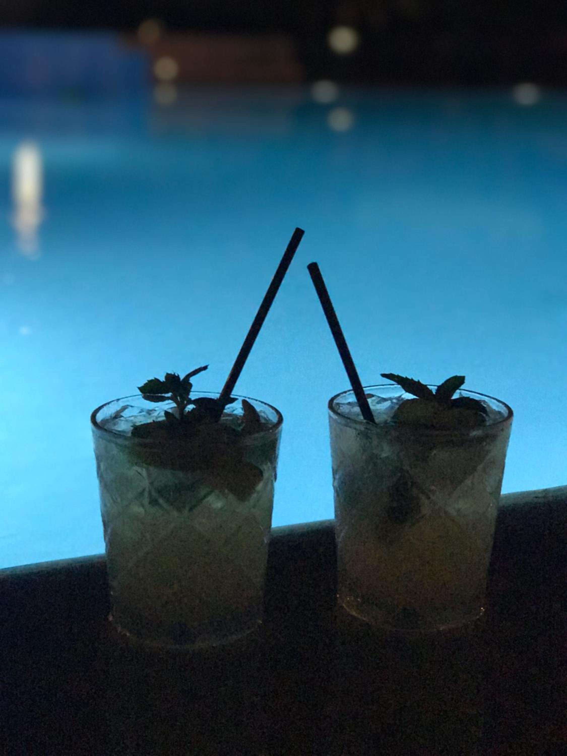 bar