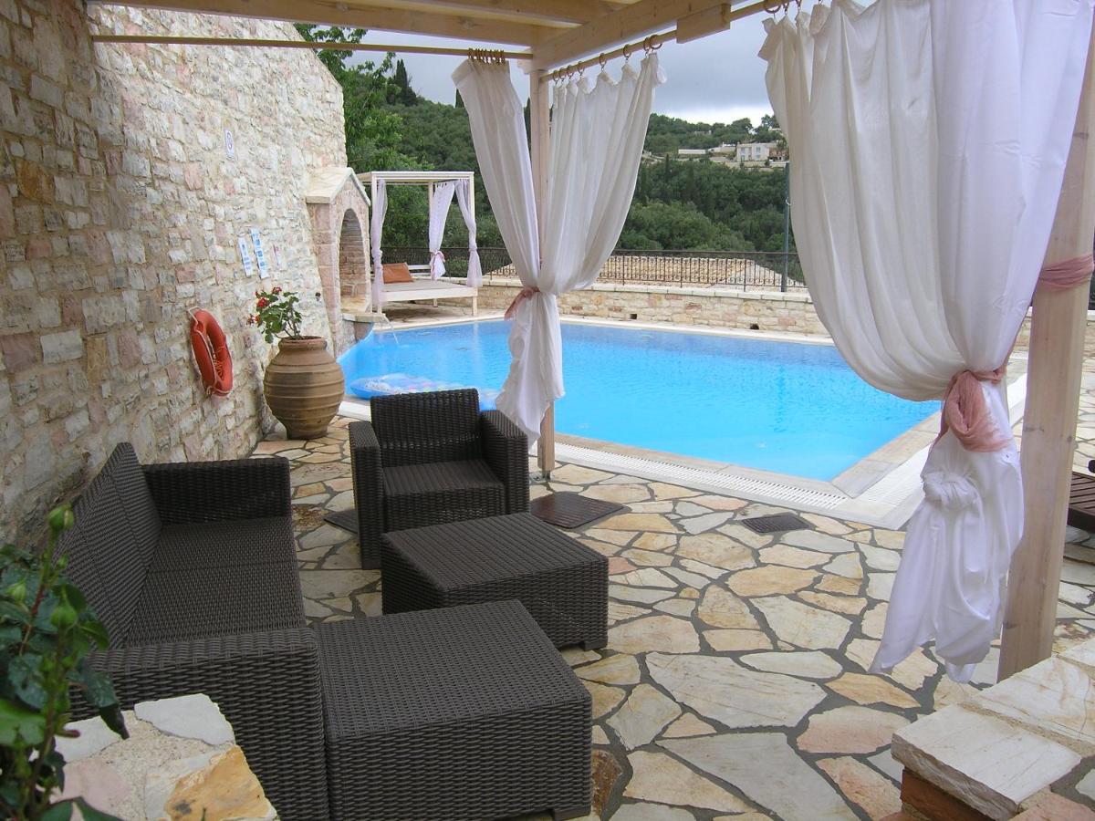 Traditional Stone Villa Olympia view 4