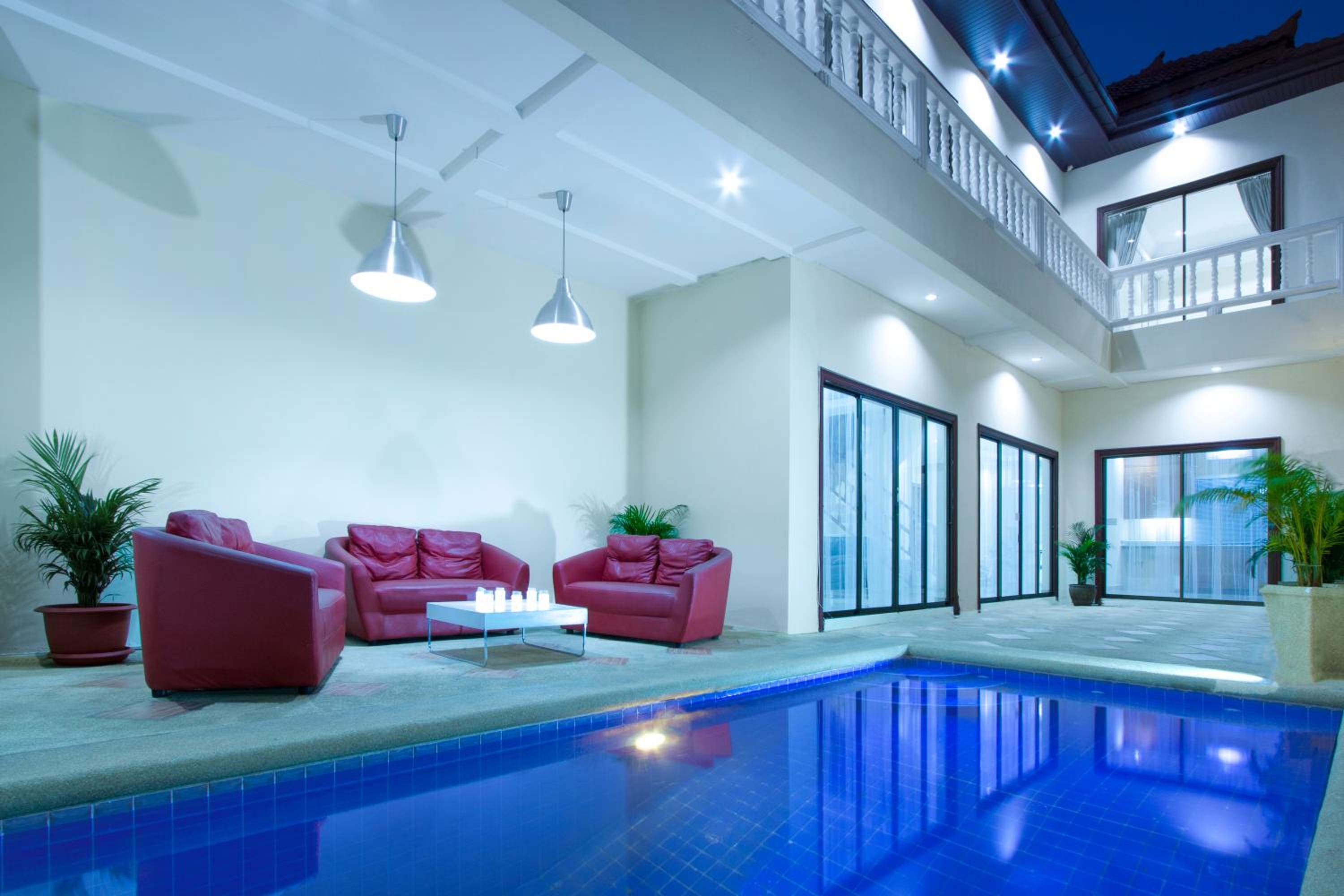 Avoca Pool Villas