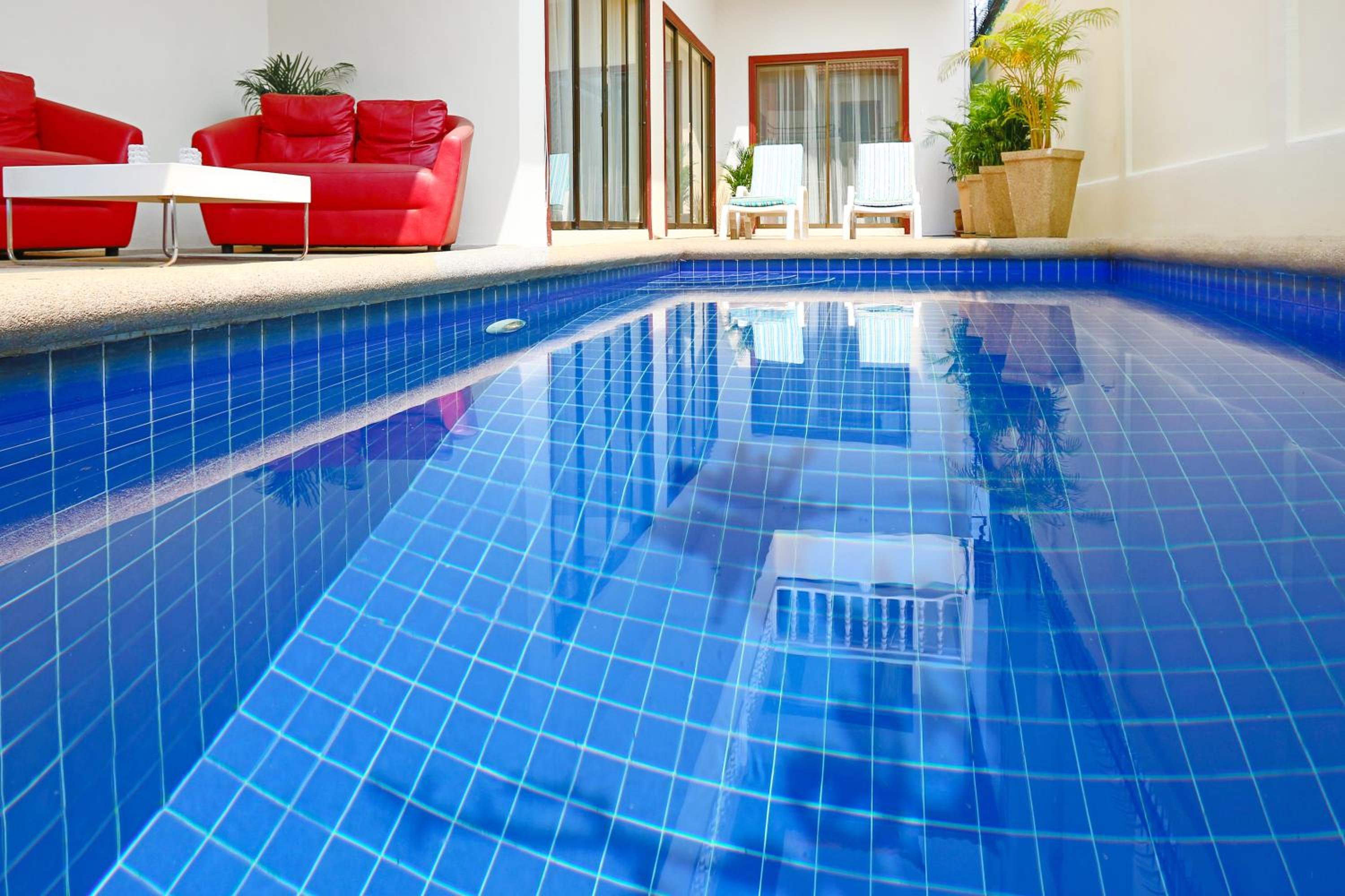 Avoca Pool Villas