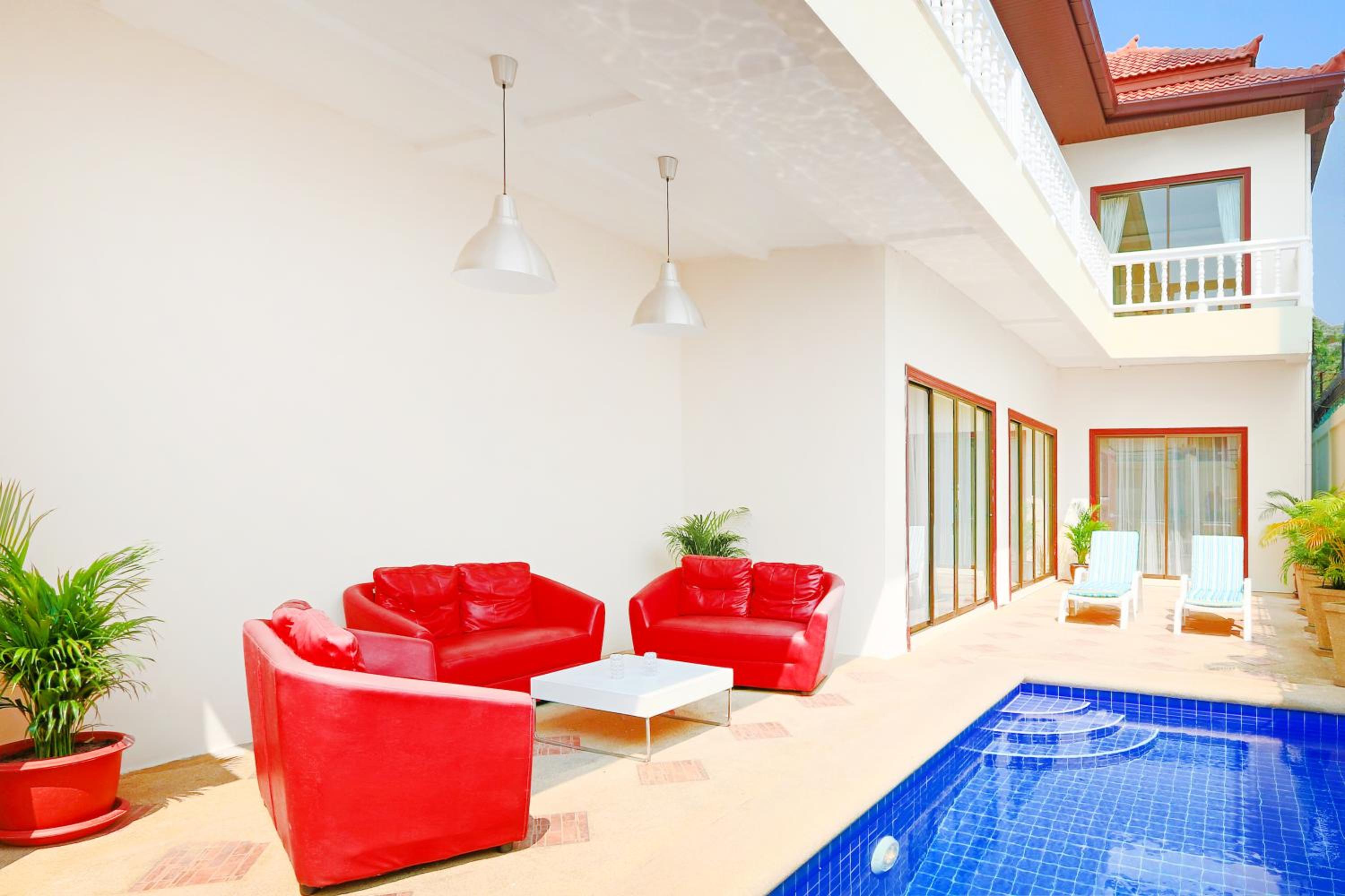 Avoca Pool Villas
