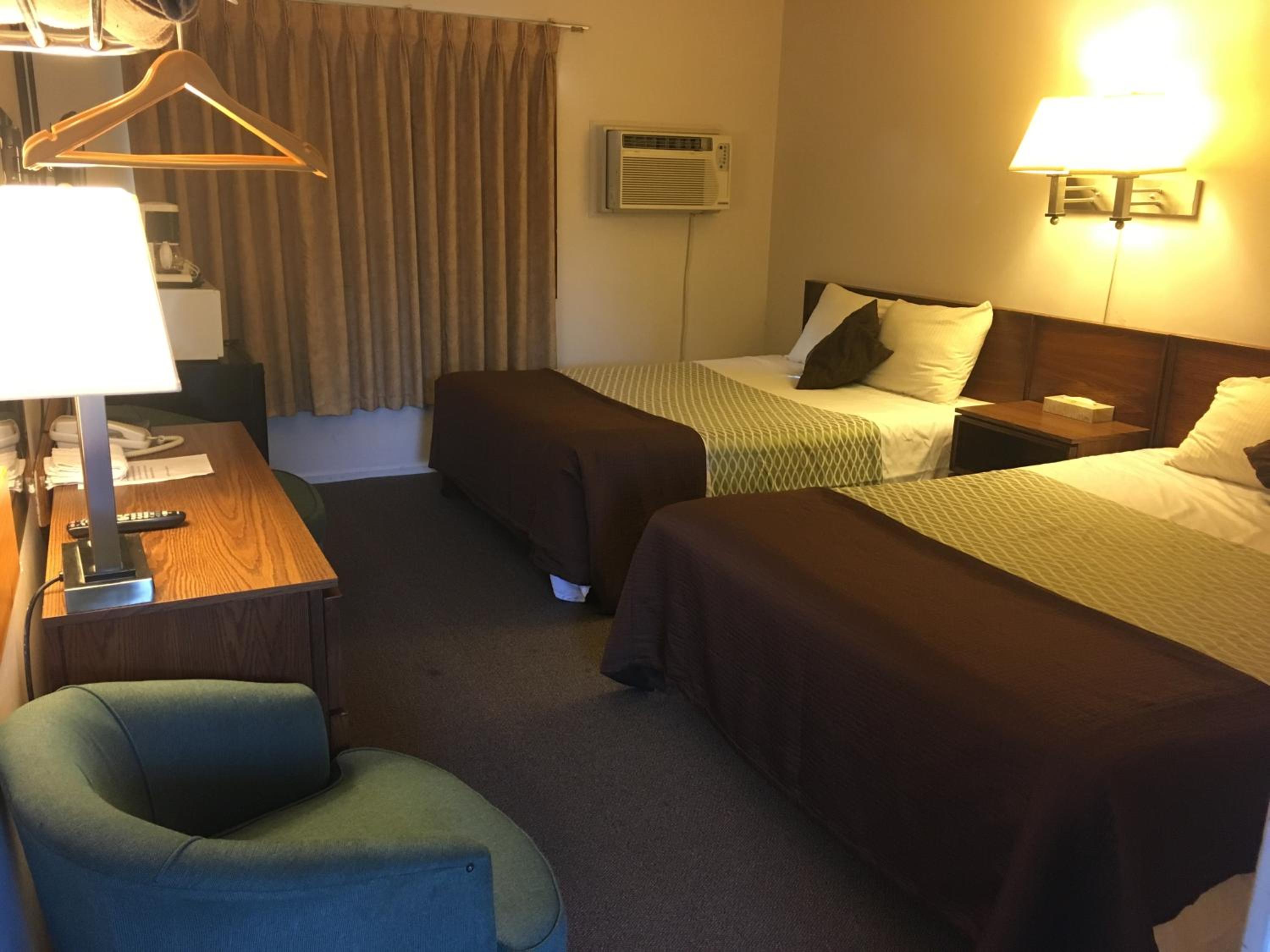 Fuller Lake Chemainus Motel