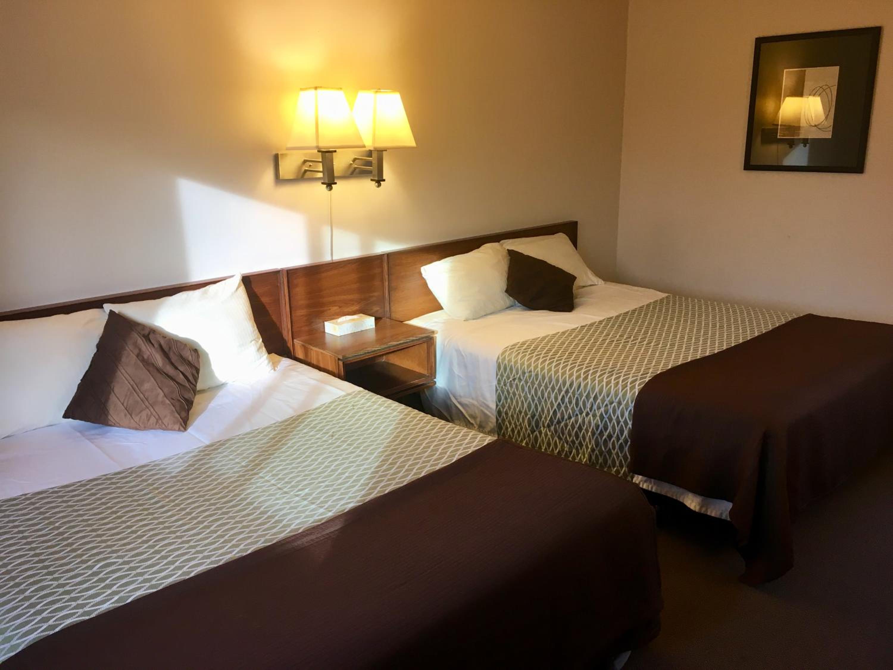 Fuller Lake Chemainus Motel