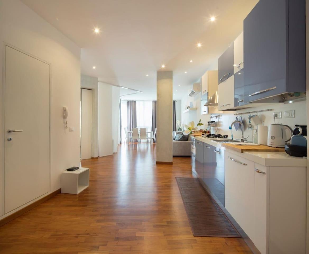 Modern sunny apartment in residental area