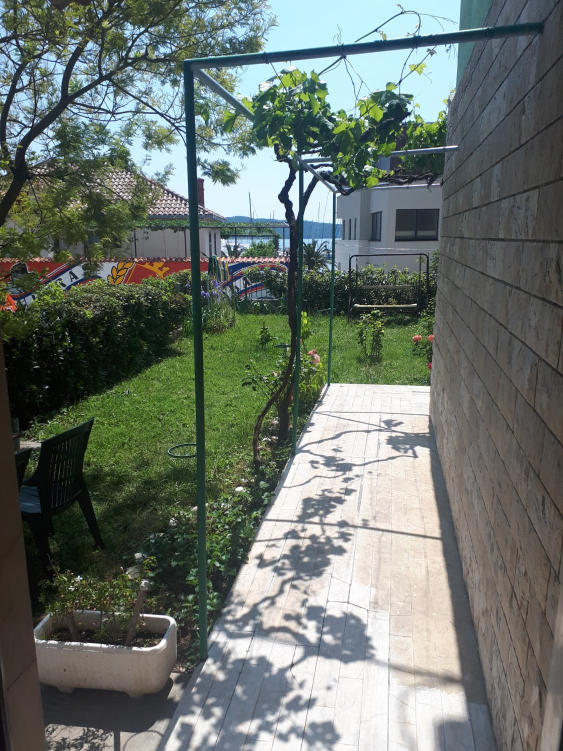 Photo 34