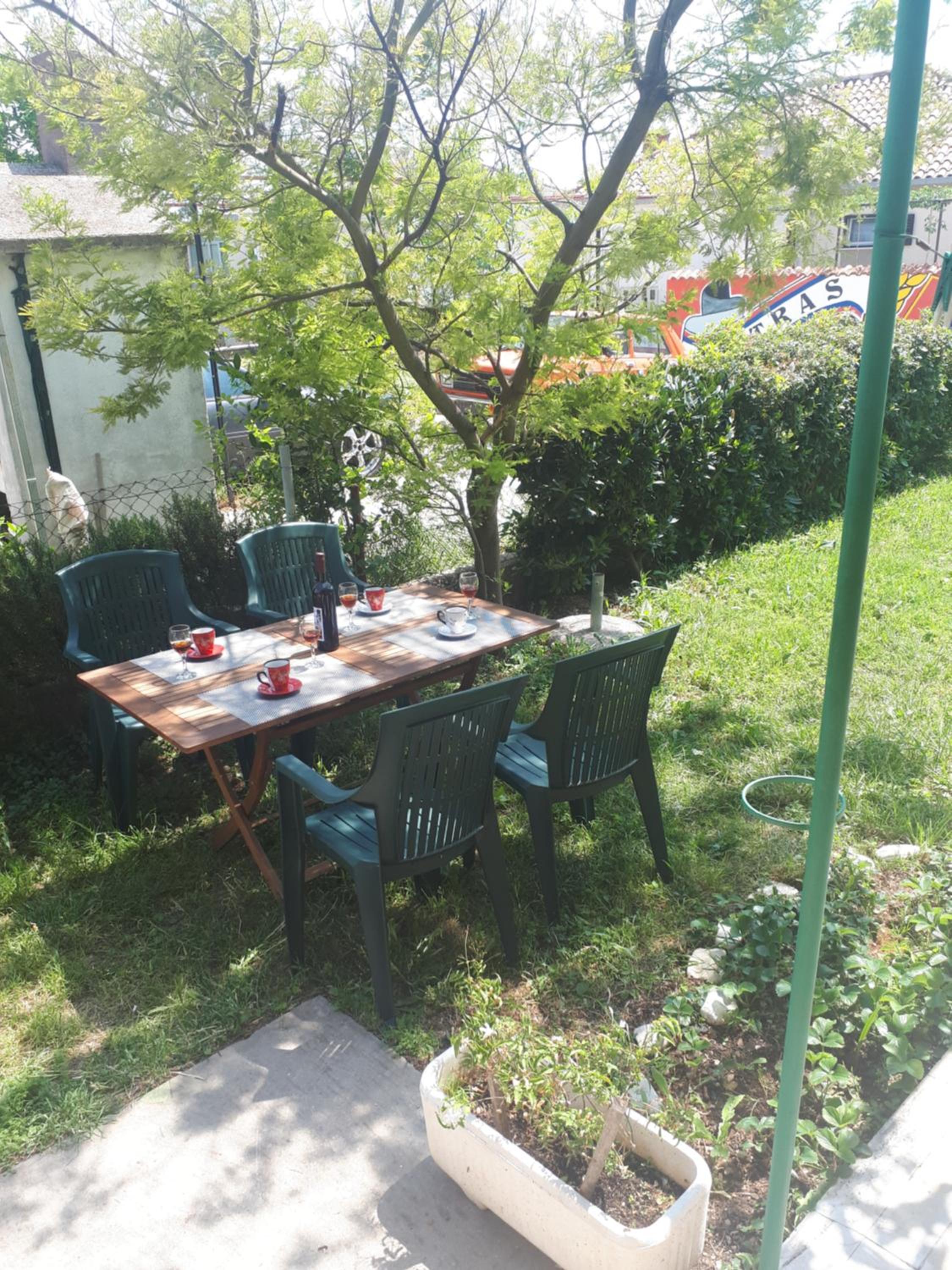 Photo 35