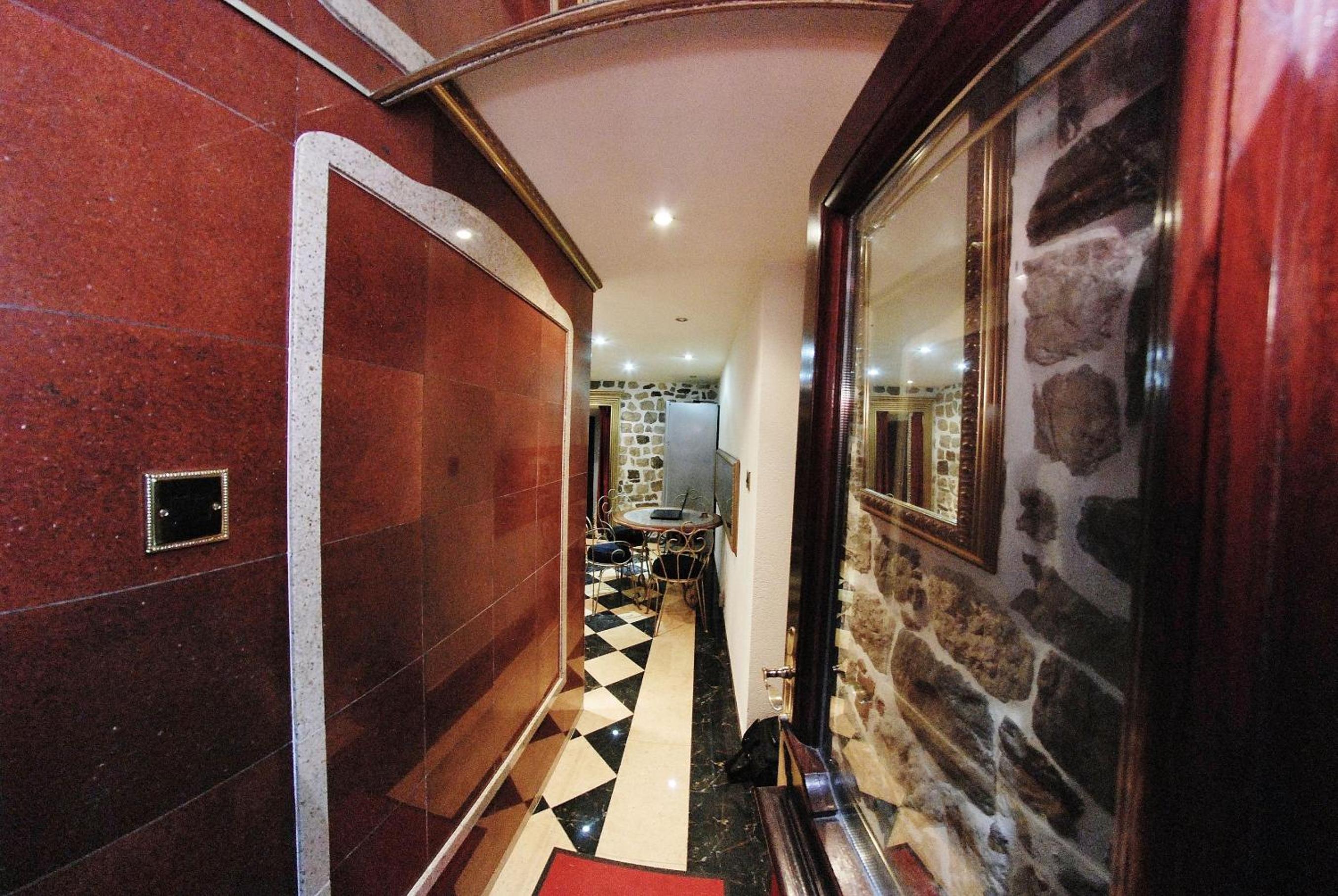 Photo 40