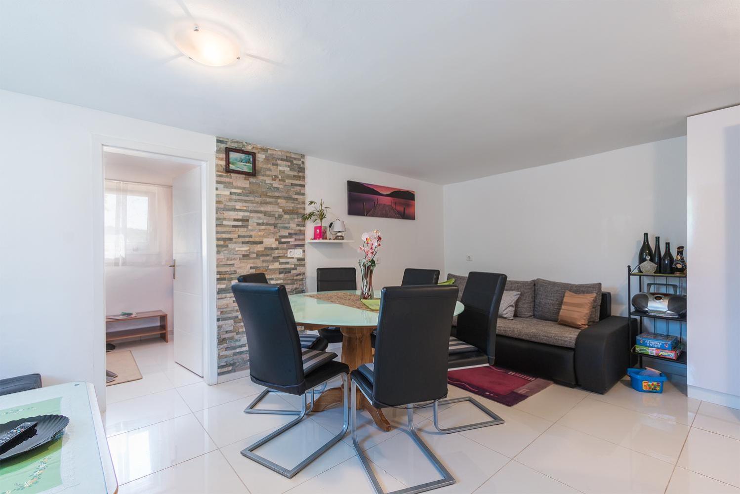 Apartments Salak view 2