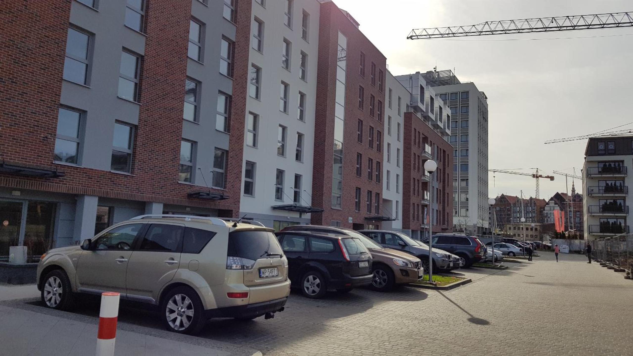 Apartment 100m from old town and marina view 3