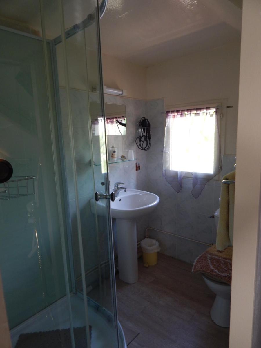 Photo 44