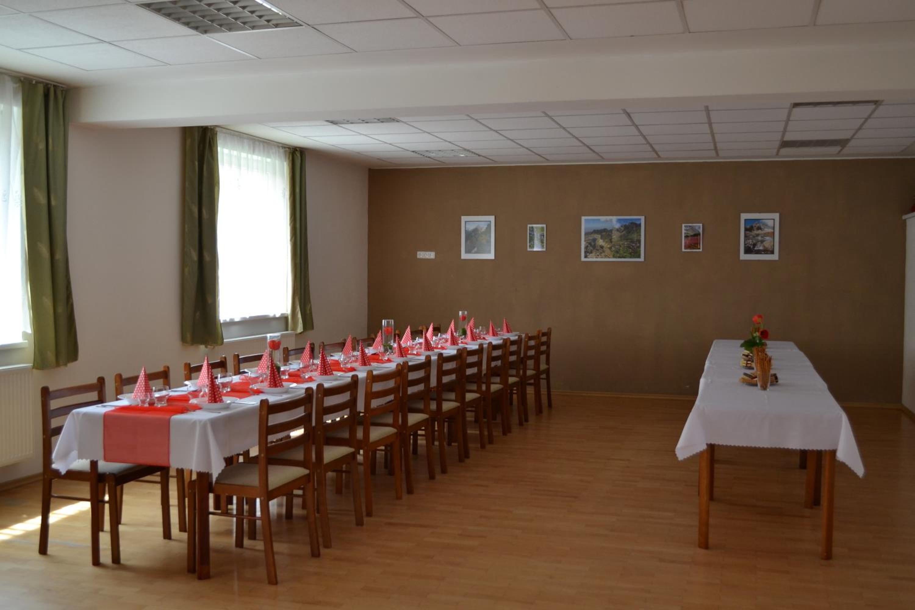 meeting & event spaces