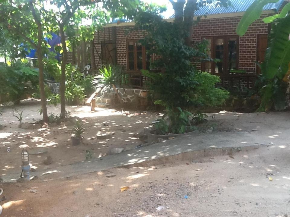 Peach Guesthouse