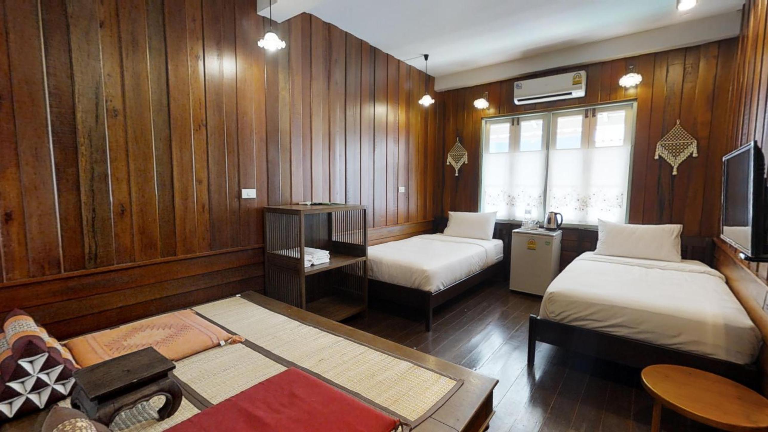 Home & Hashery Boutique House