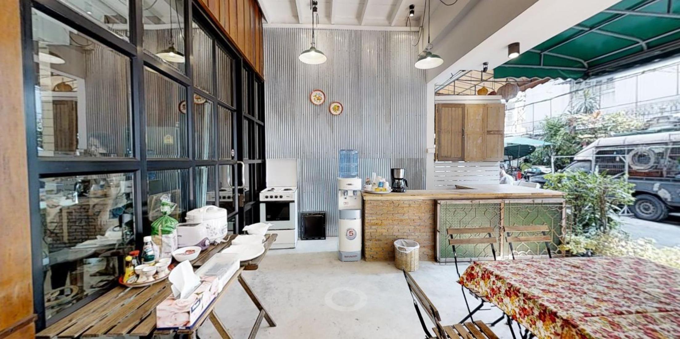 Home & Hashery Boutique House