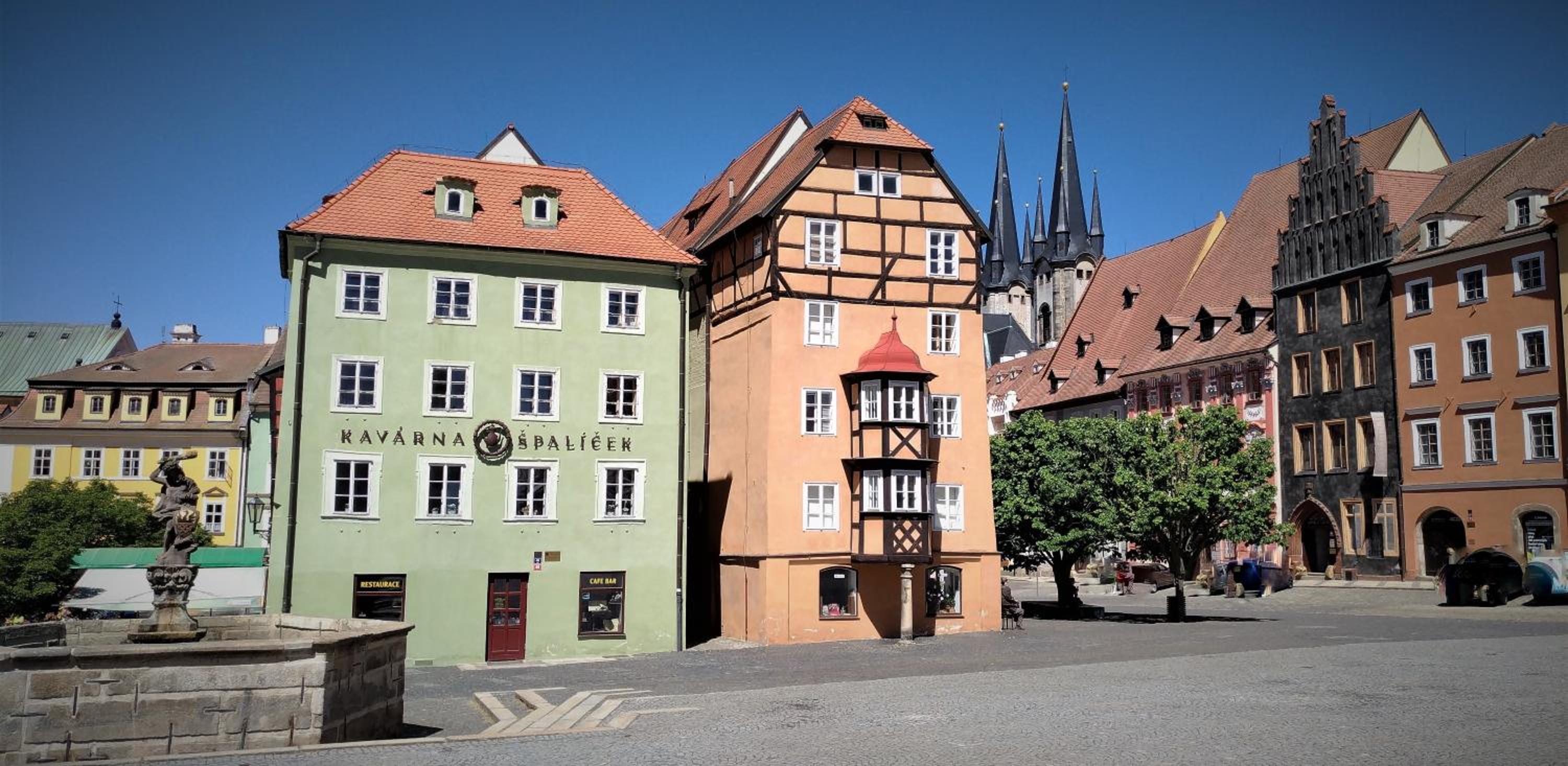 Hotel Skromný apartmán v centru Chebu - Image 1