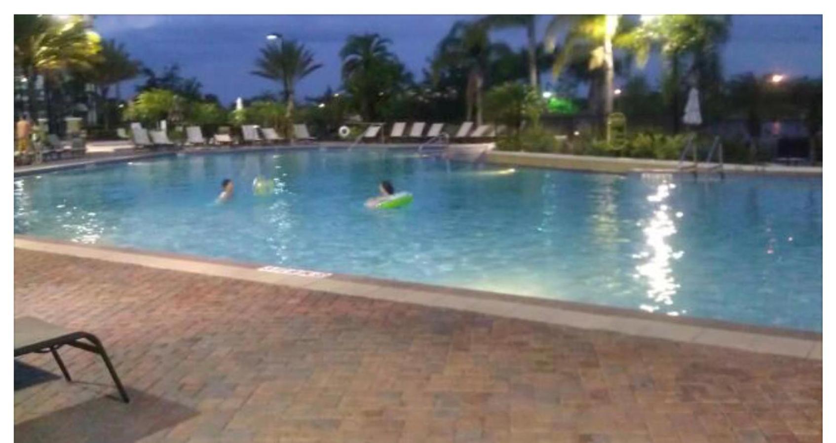 Executive 3 Bedroom Villa at Universal,Convention Center, Vista Cay