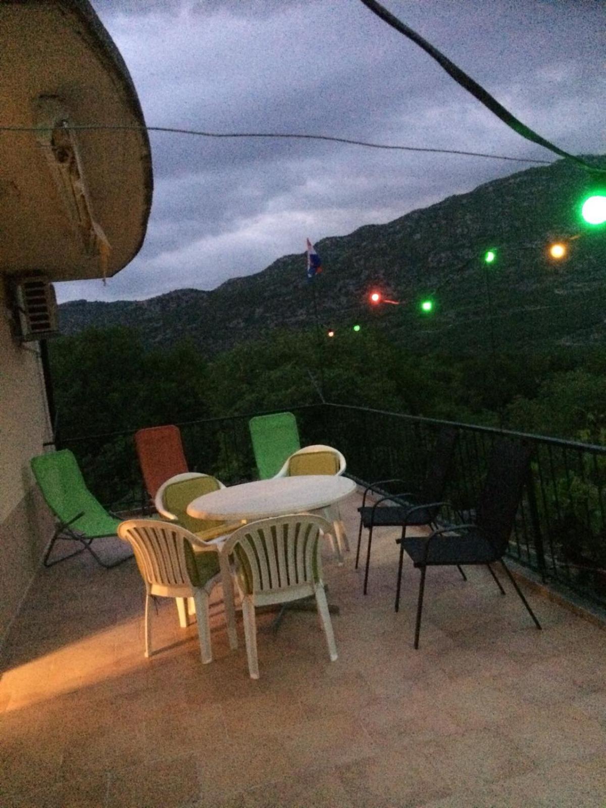 Malena view 4