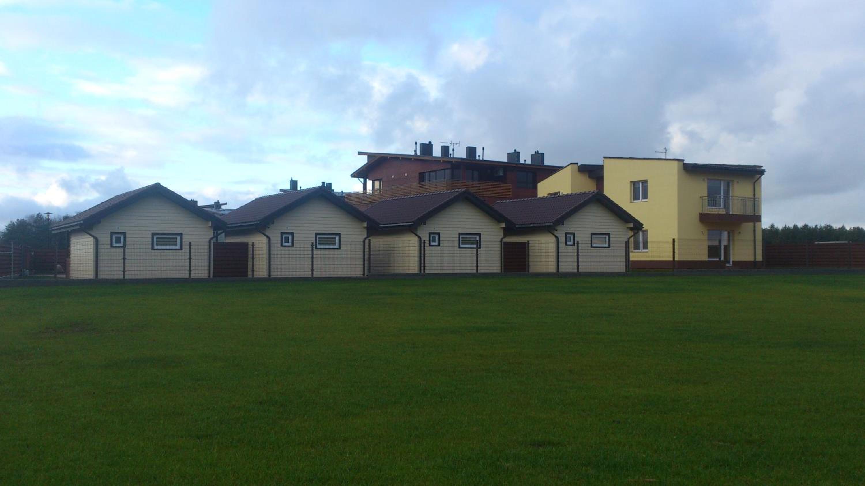 Photo 12