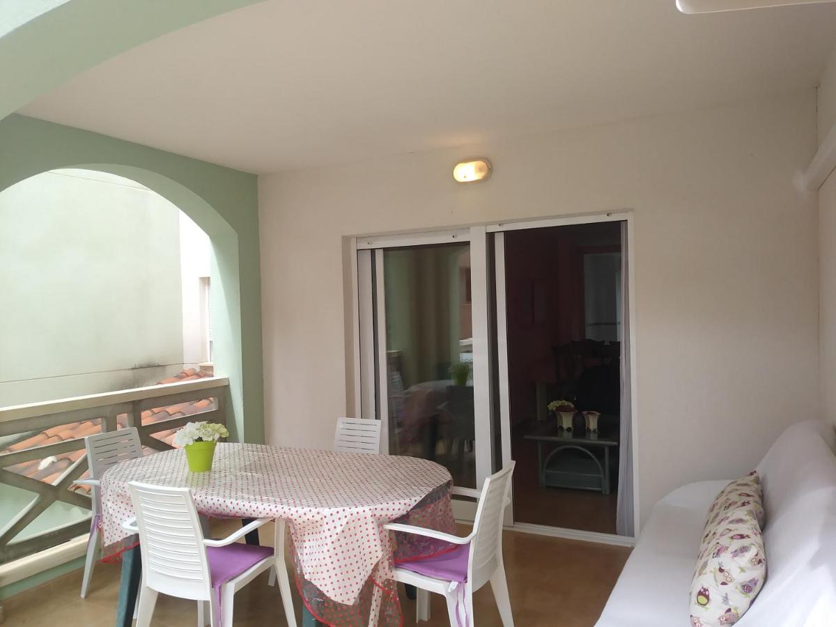 Ada Edison Apartamento, Parking, Aire acondicionado, WiFi, Piscinas