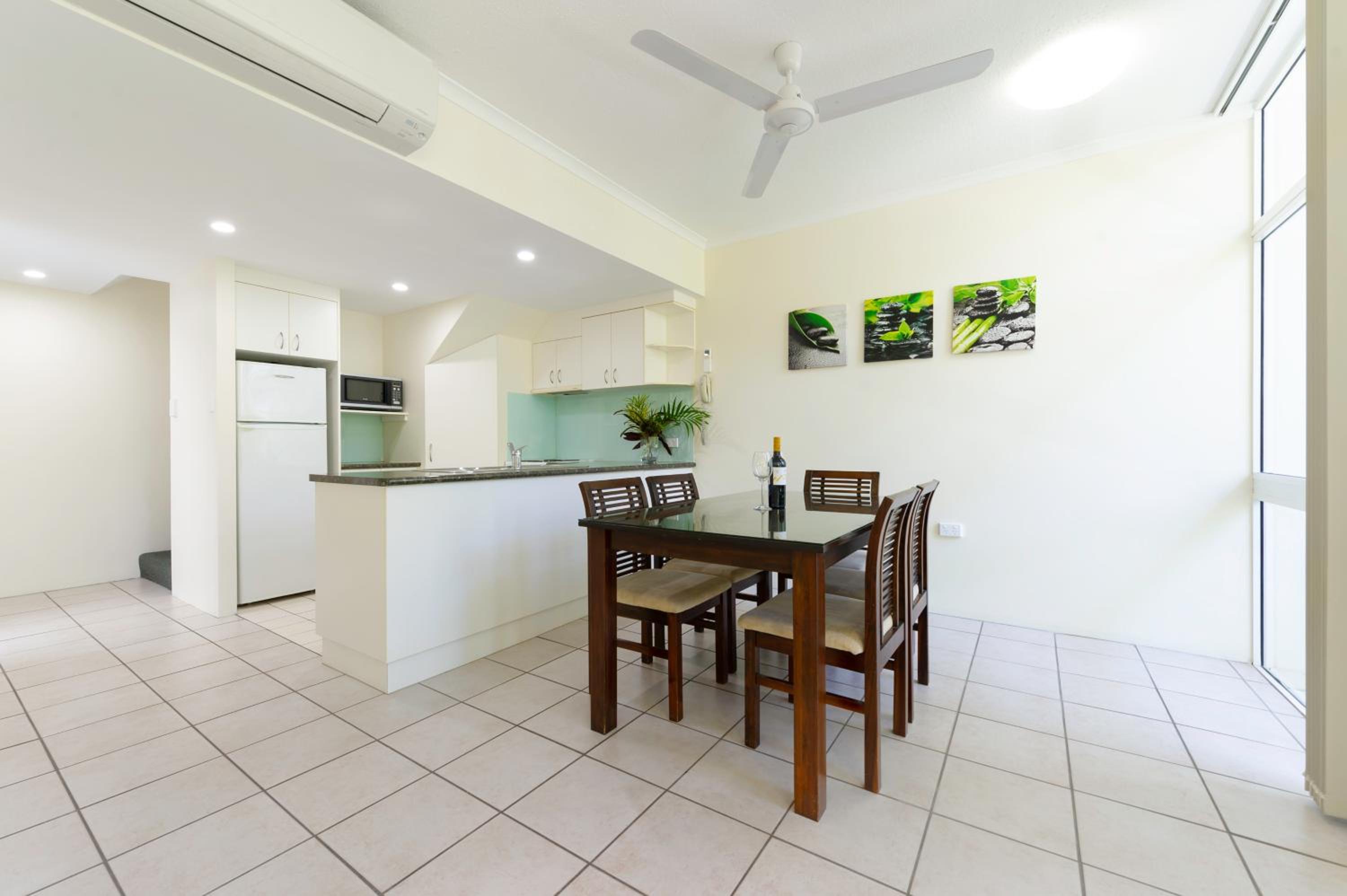 Tropical Nites Holiday Townhouses
