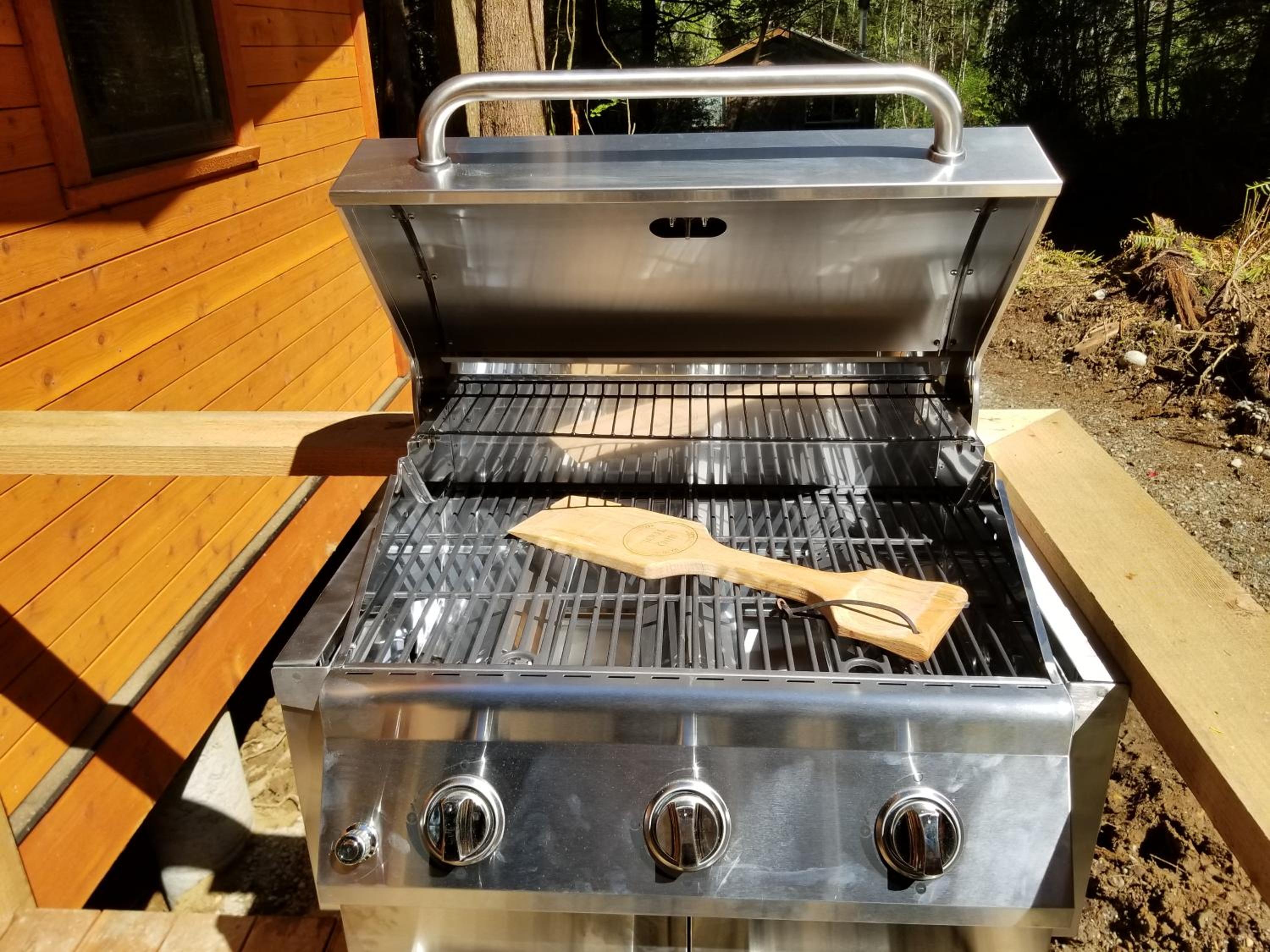 Evergreen Forest Cabins - Image 5