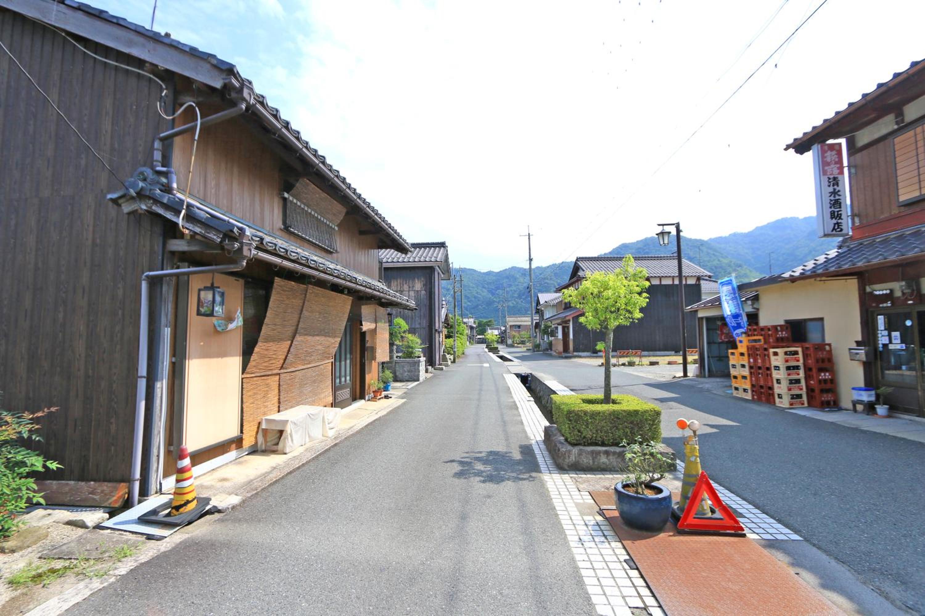 Photo 9