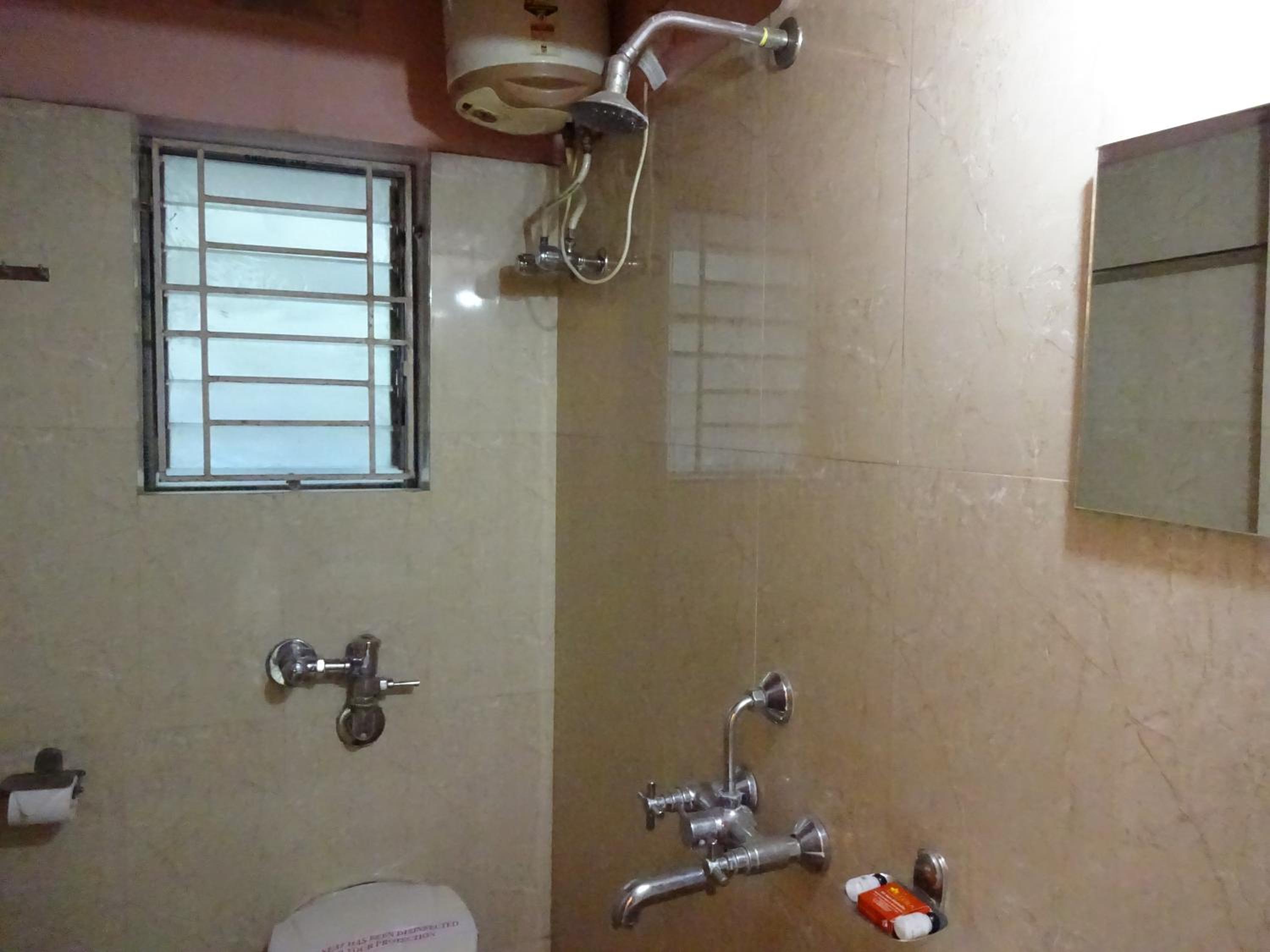 Hotel Avisha