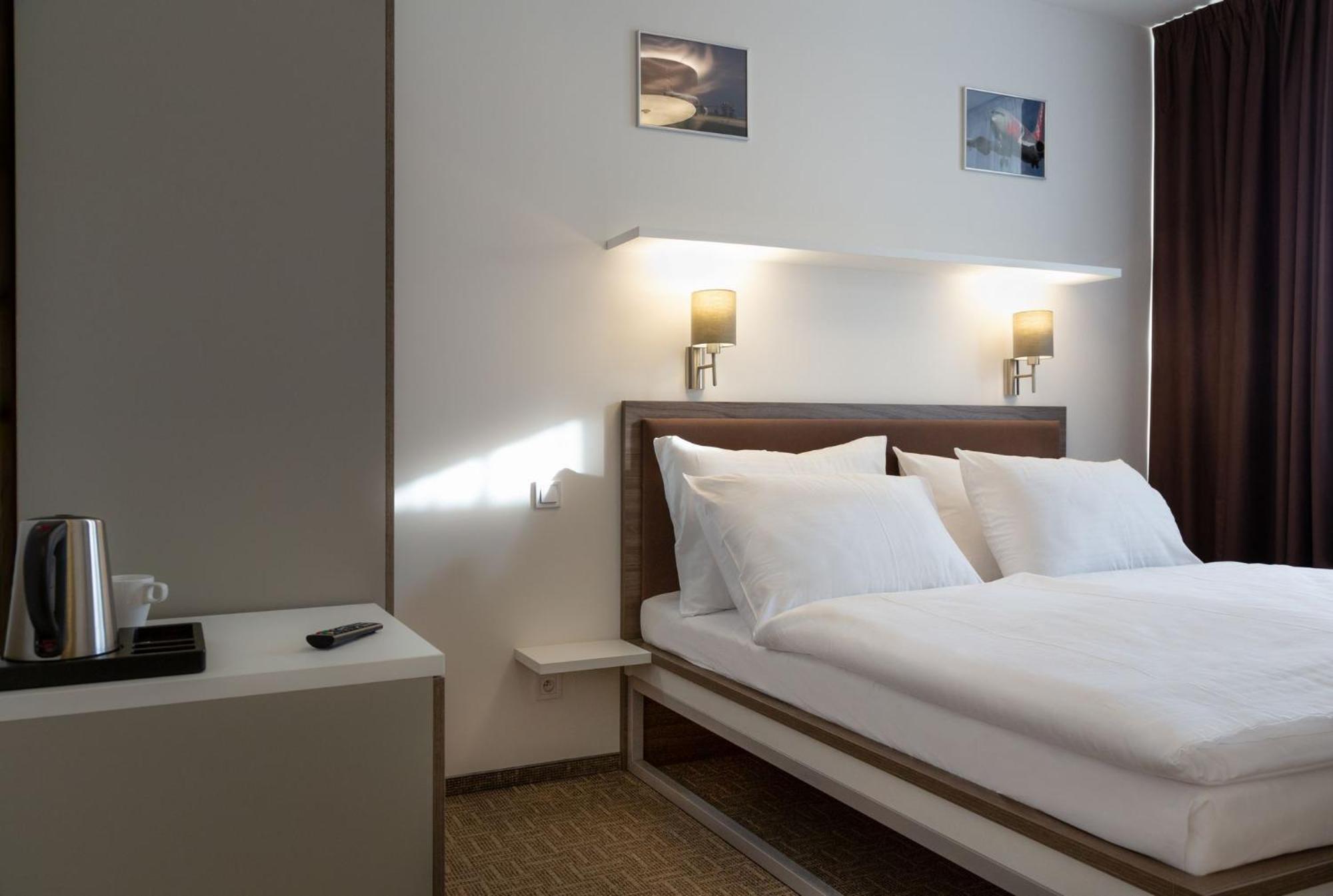 SKY Hotel Prague photo 3