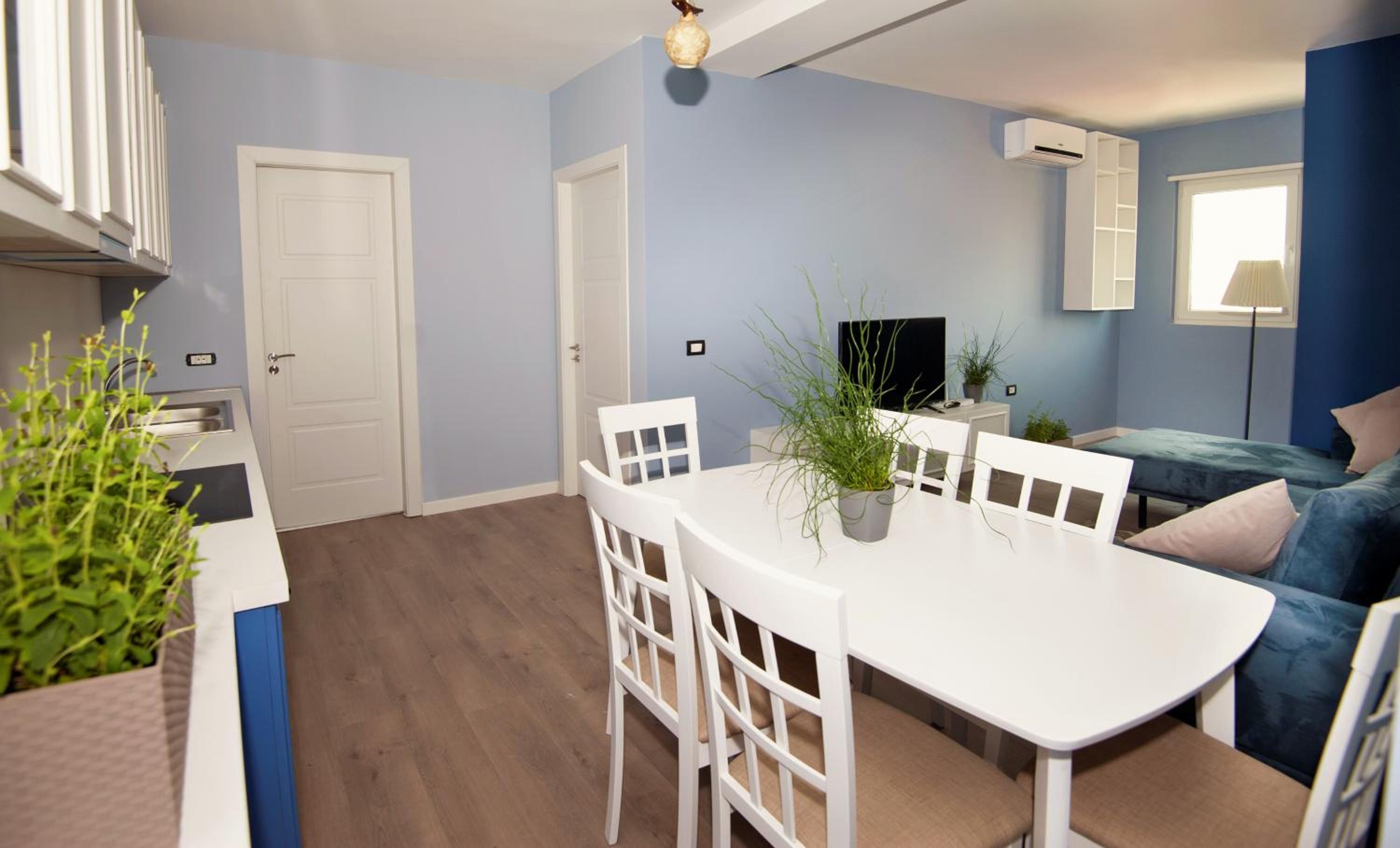 Dion Apartment