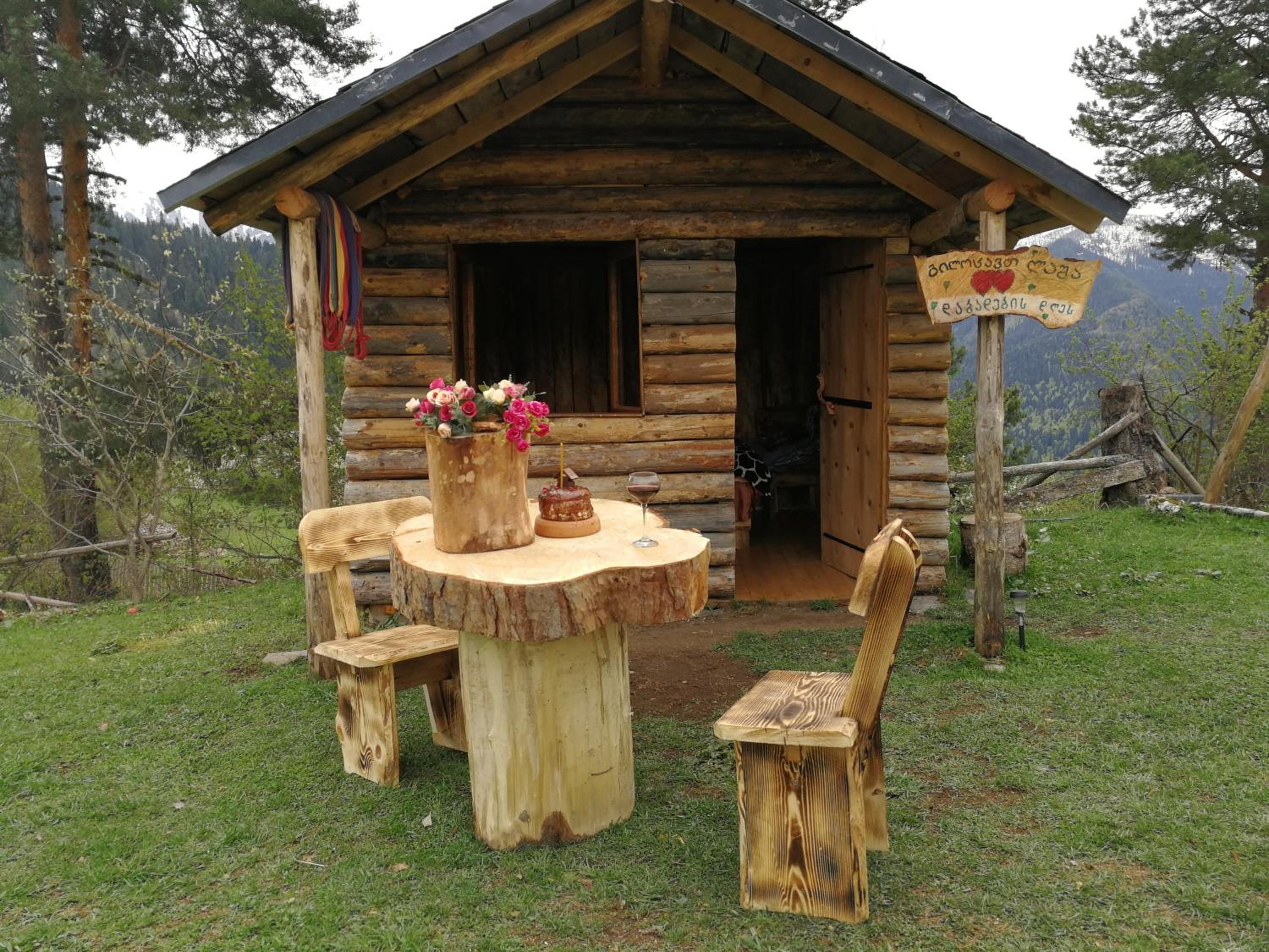 Heshkili huts and cabins Svaneti