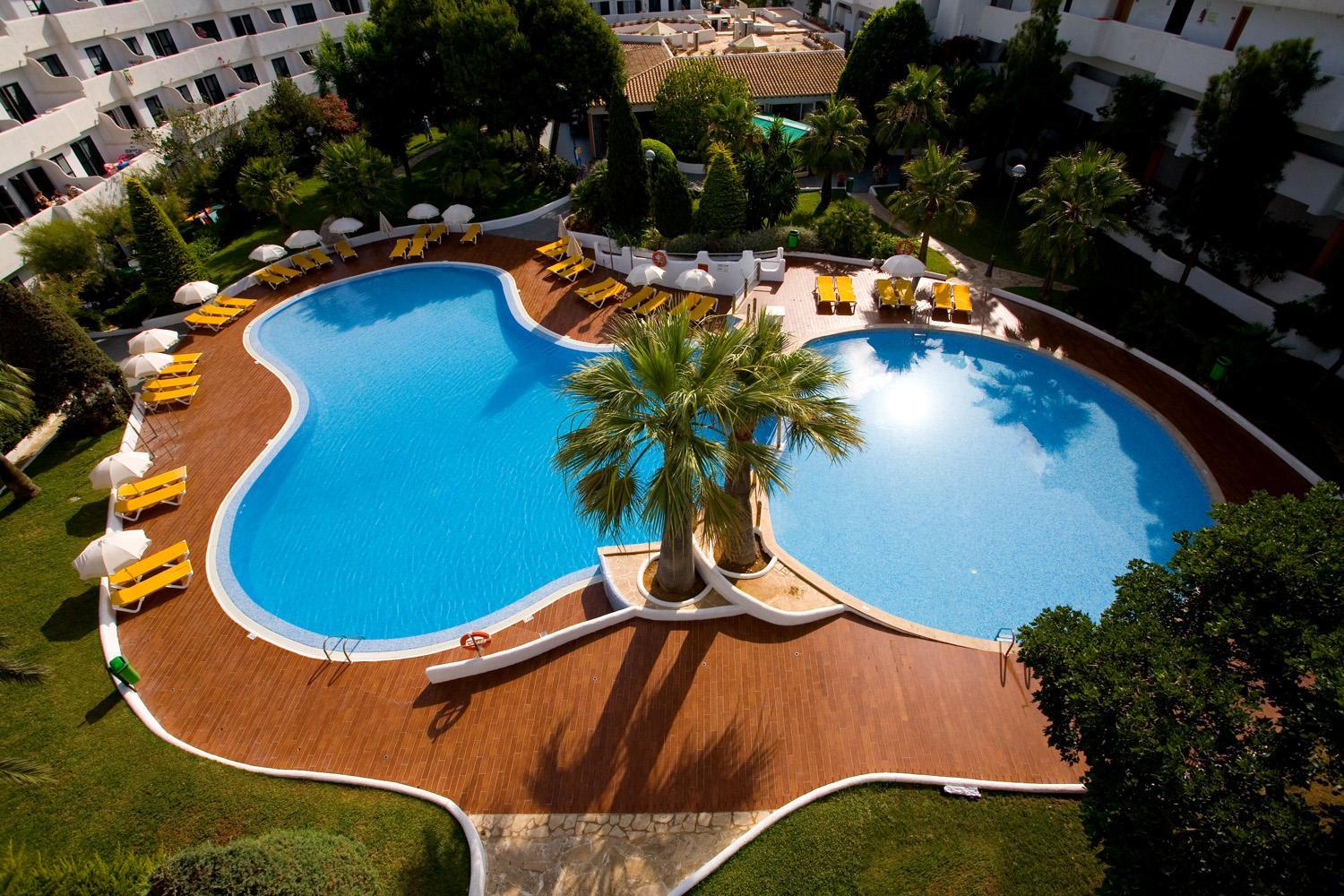 BLUESEA Ses Cases d'Or en Cala d´Or — recepcion & lobby