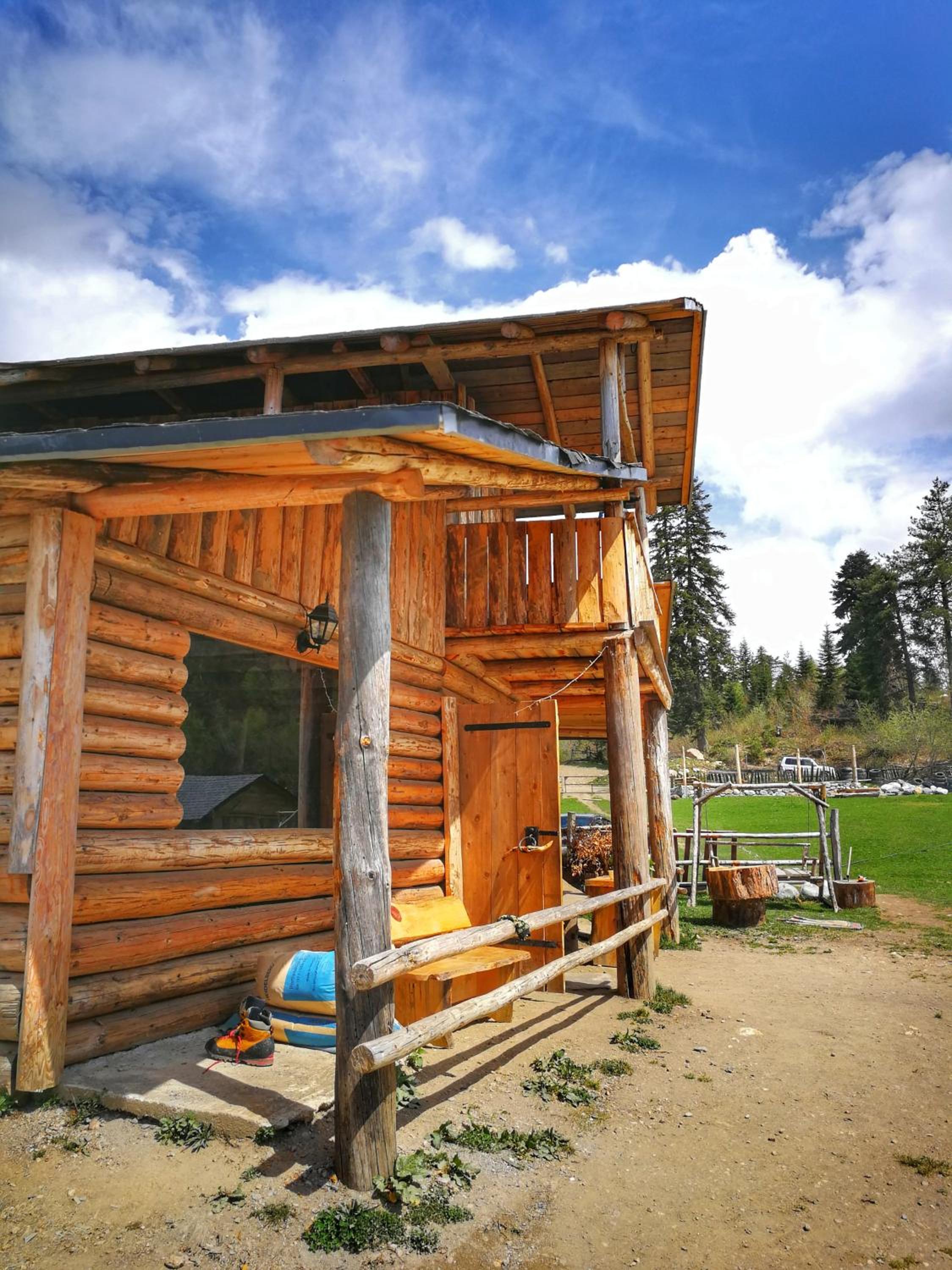 Heshkili huts and cabins Svaneti