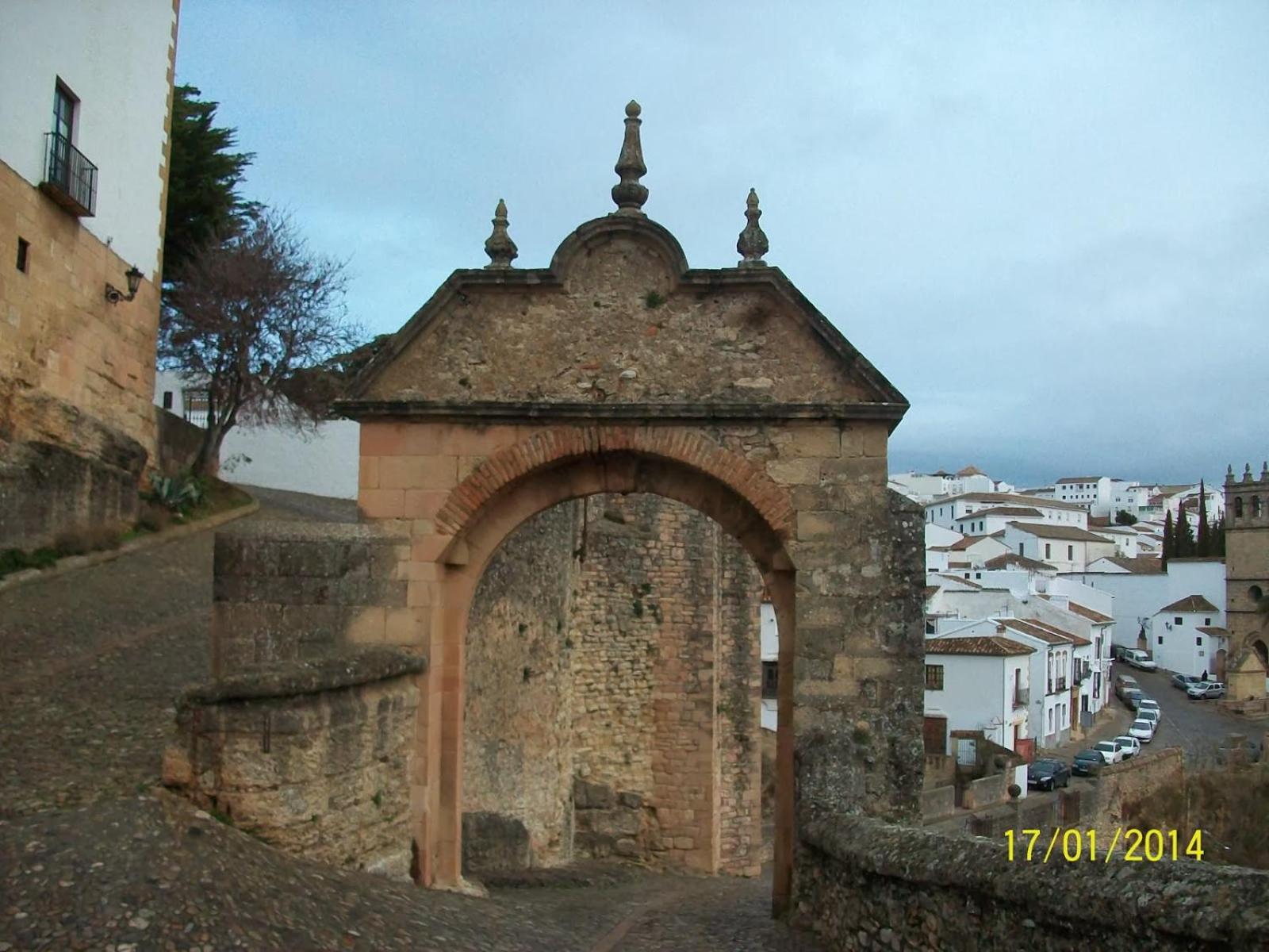 Photo 33