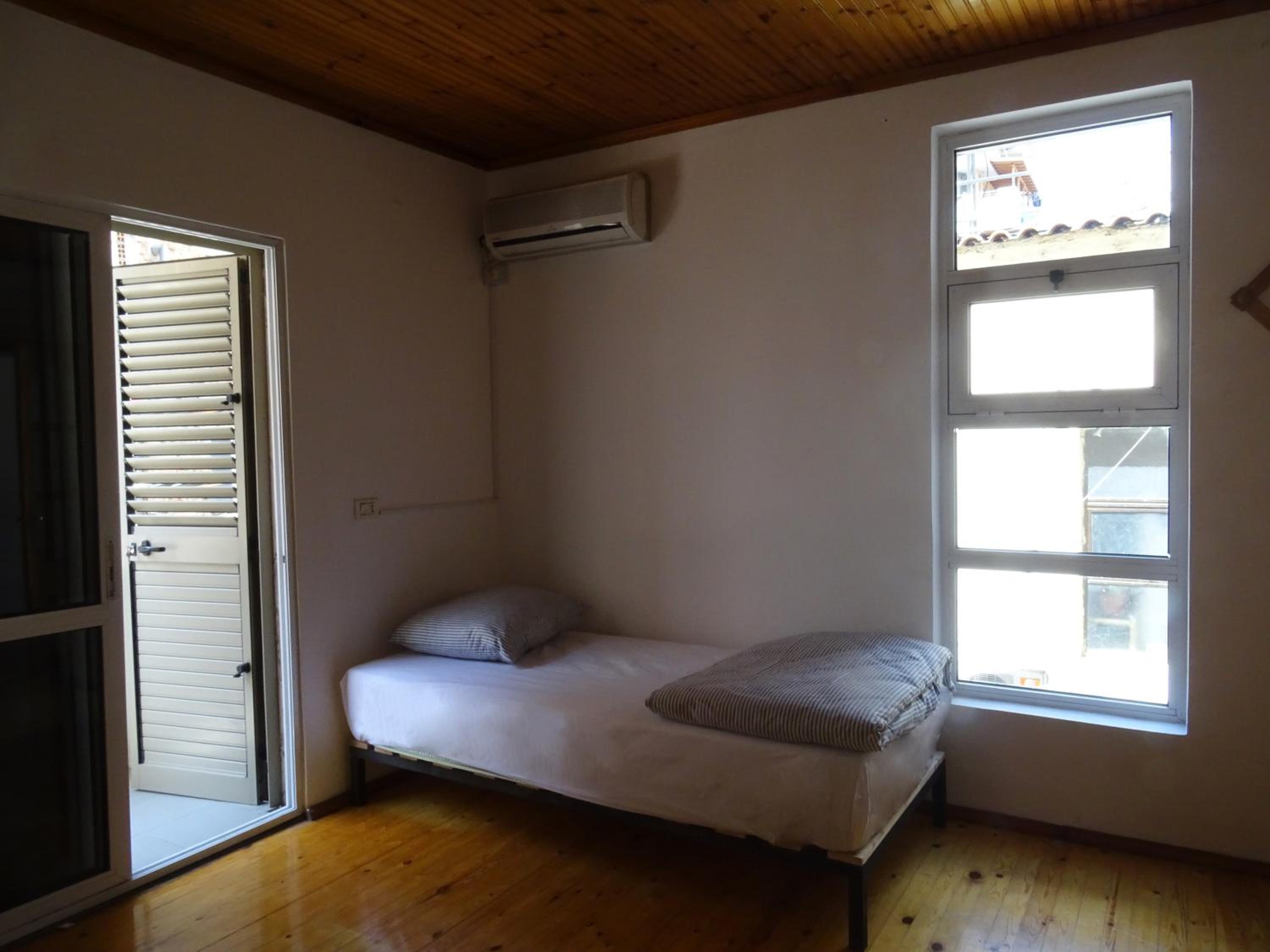 Buff Hostel Tirana