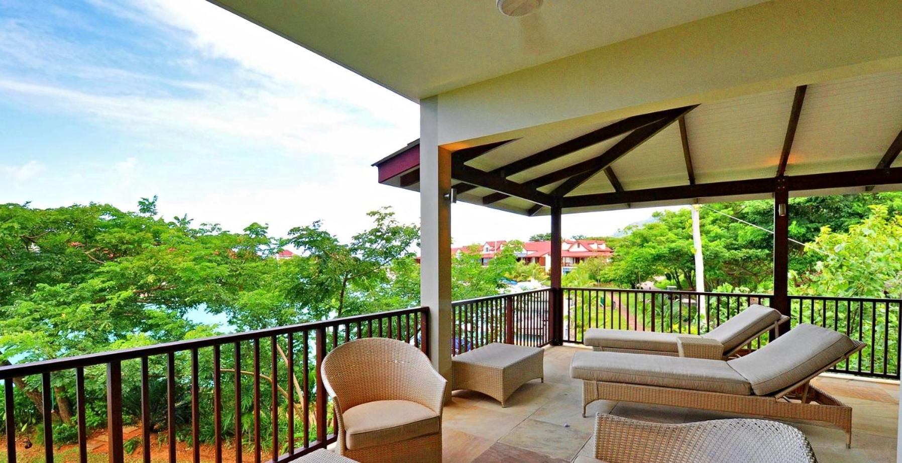 Eden Island, Beach front, Luxury, 3 Bed Ensuite, WiFi