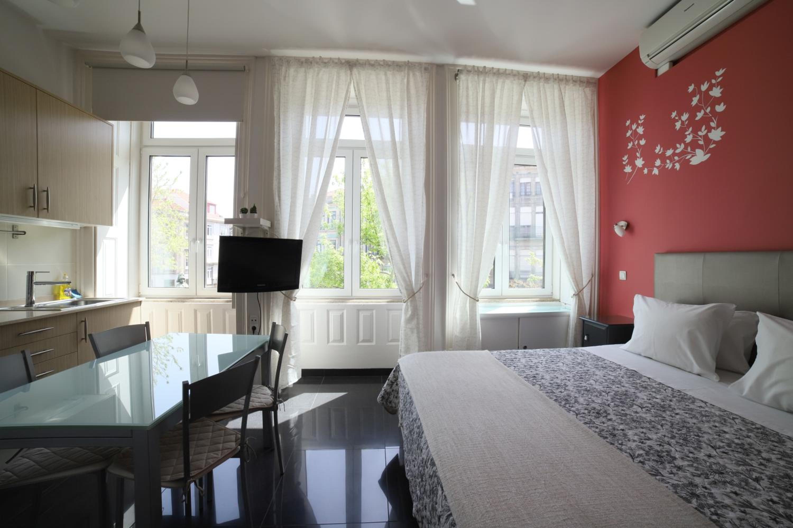 Pinho Apartments, Studios and Rooms