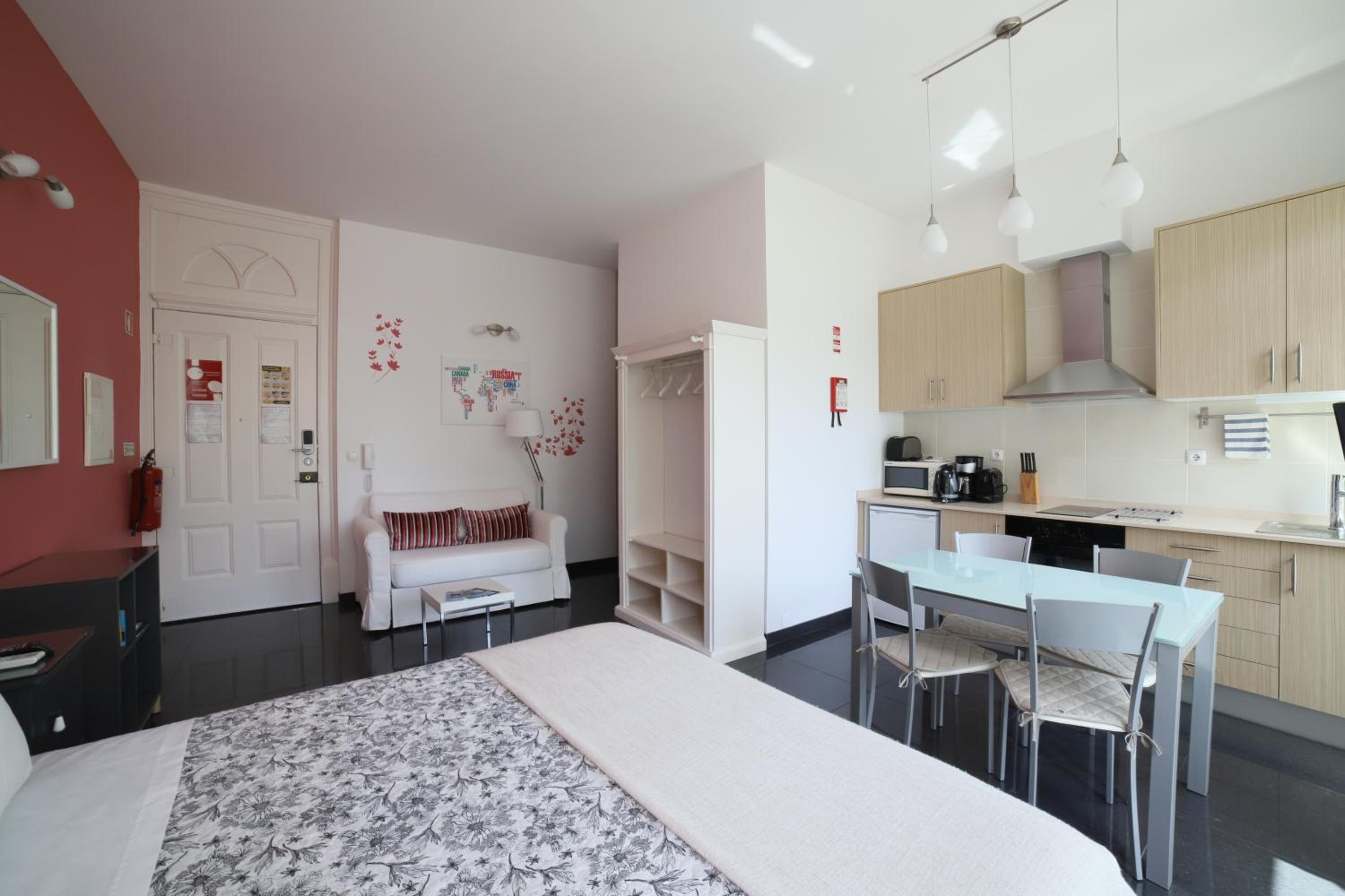Pinho Apartments, Studios and Rooms