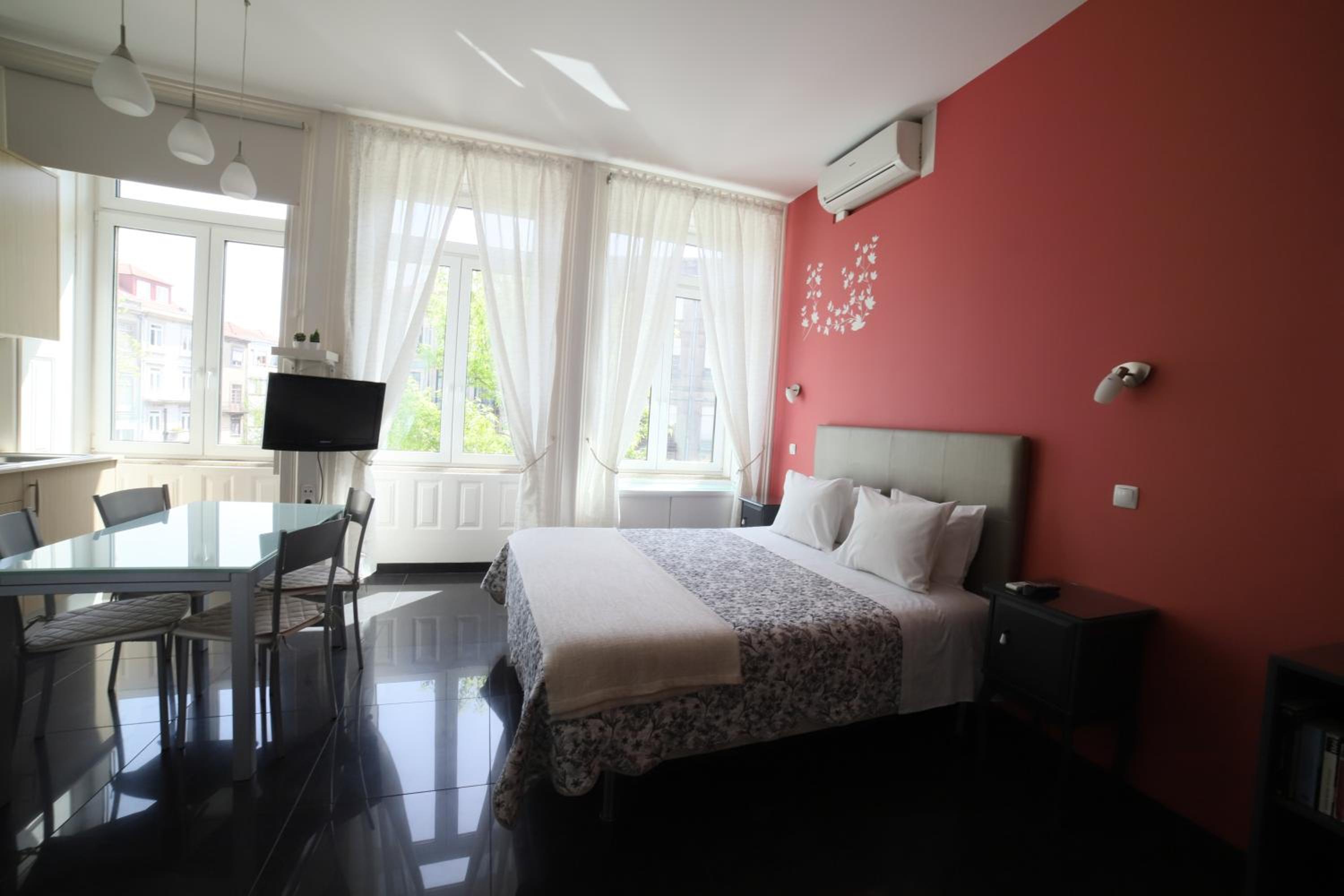 Pinho Apartments, Studios and Rooms