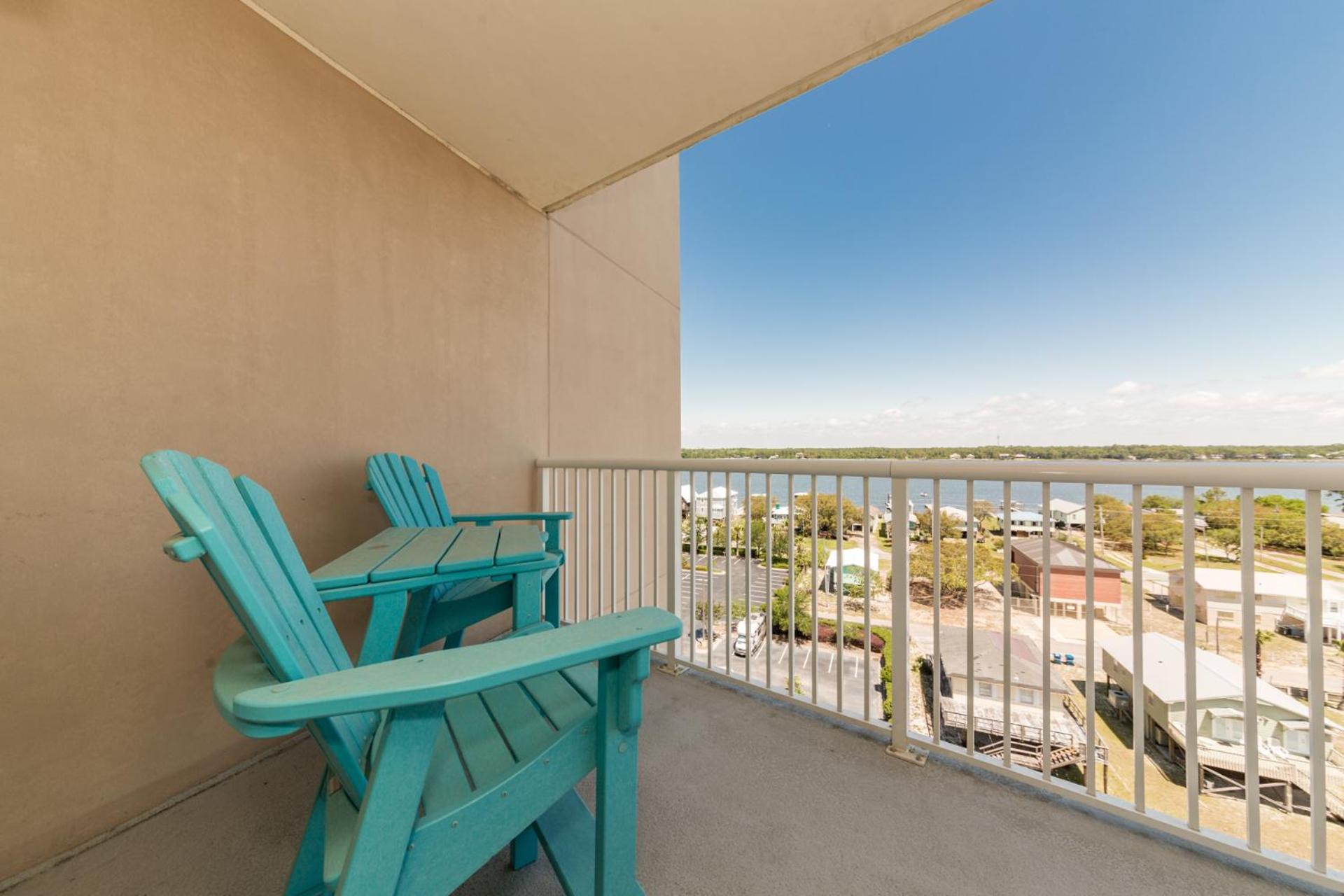 Crystal Tower Corner Unit 801